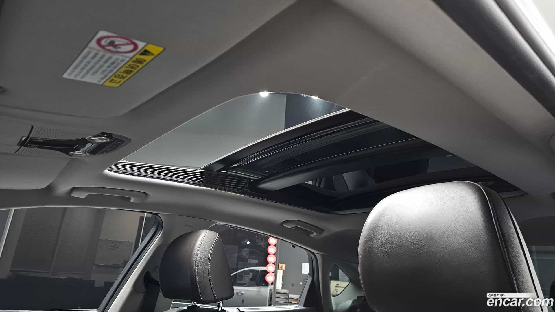 Grandeur Hyundai 2018.5-OPTION-021