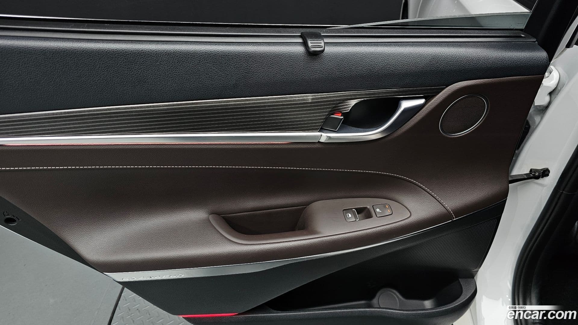 Main__Slider__Photo:Grandeur Hyundai 2018.5-18