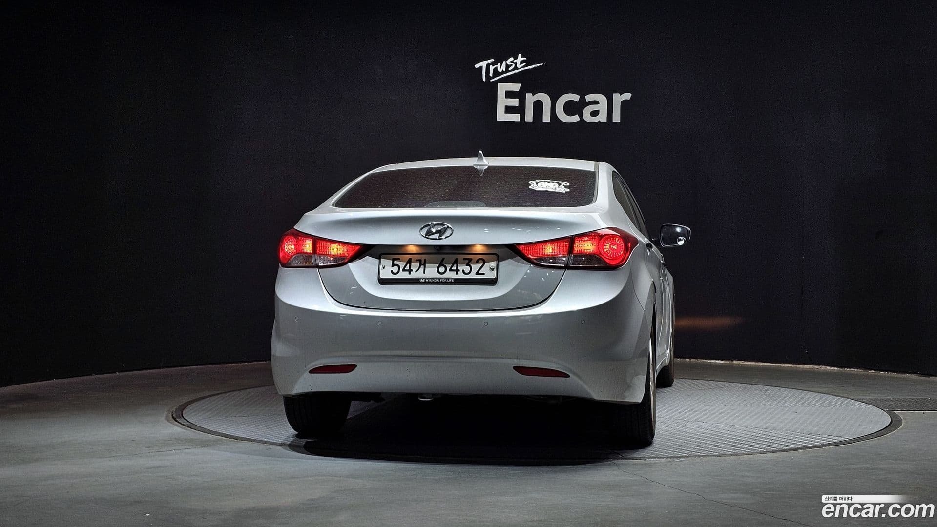 Main__Slider__Photo:AVANTE Hyundai 2010.8-3