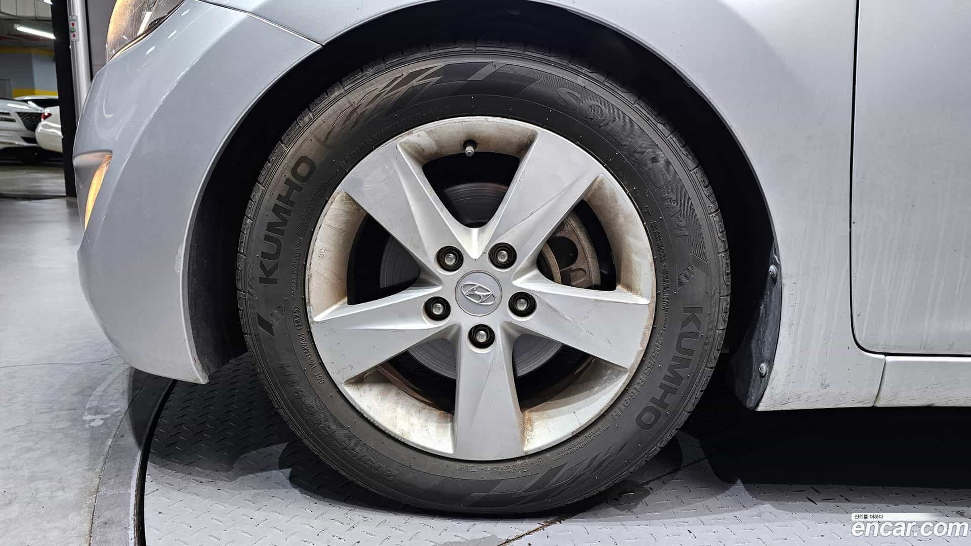 AVANTE Hyundai 2010.8-OUTER-005