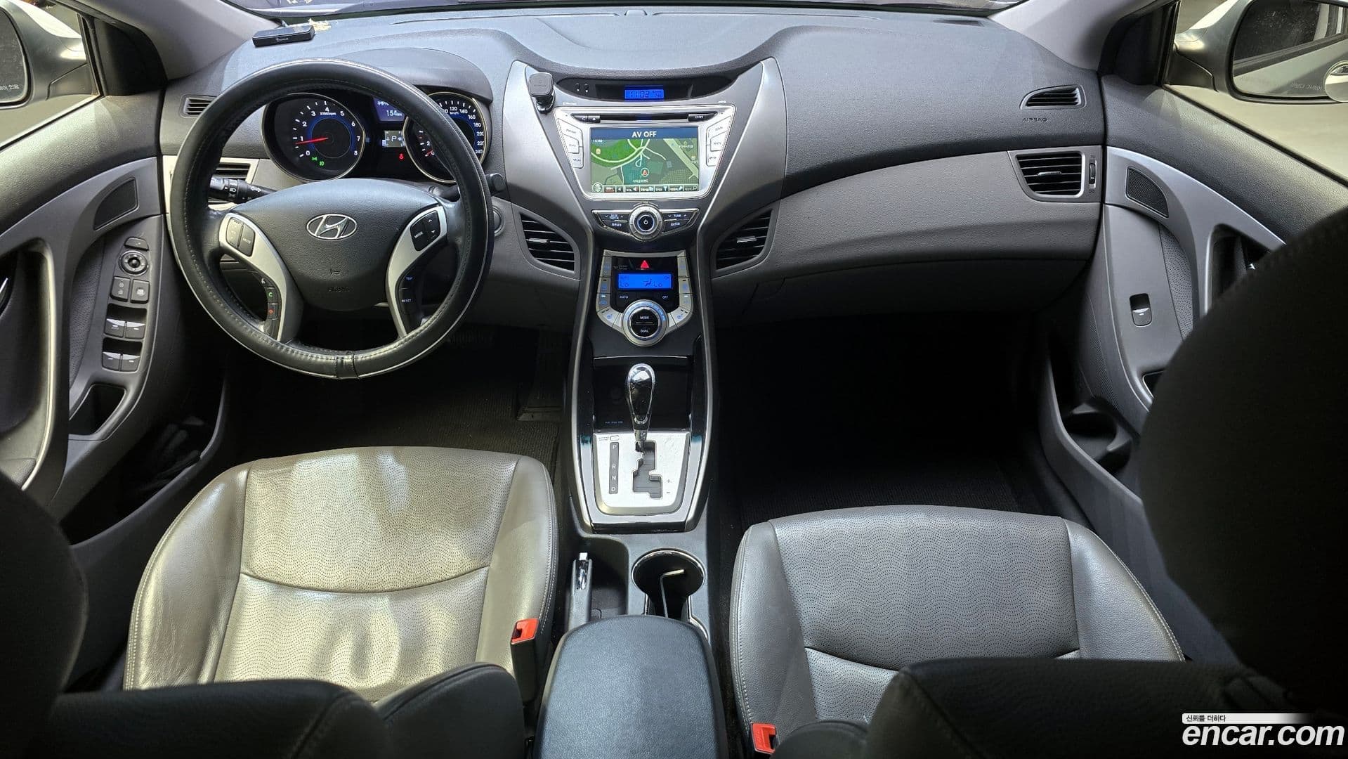 Main__Slider__Photo:AVANTE Hyundai 2010.8-6