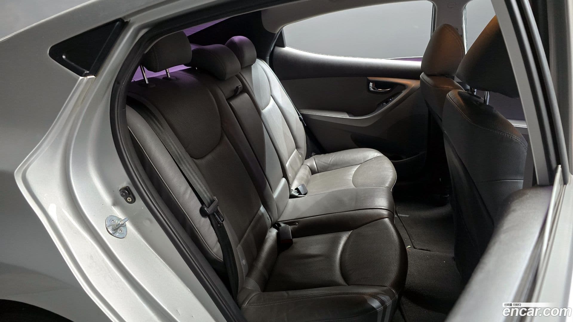 Main__Slider__Photo:AVANTE Hyundai 2010.8-11