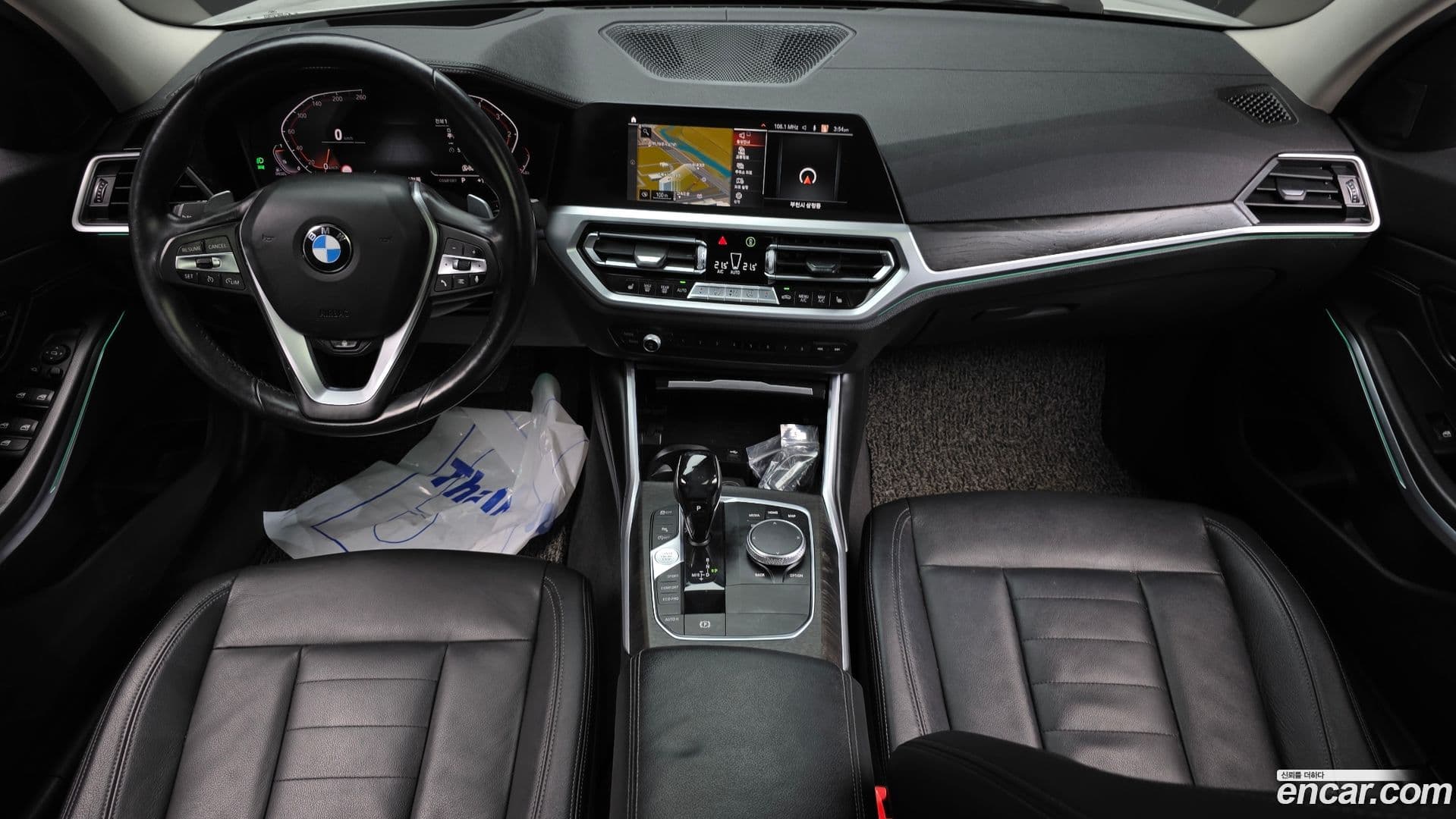 Main__Slider__Photo:3-Series BMW 2019.4-6