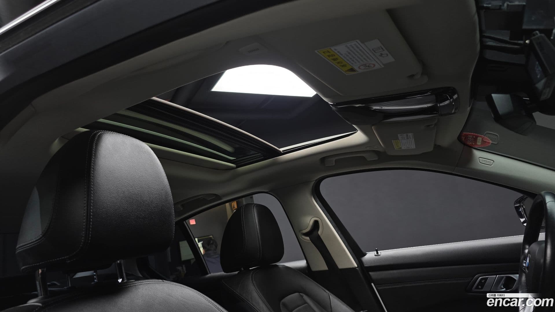 Main__Slider__Photo:3-Series BMW 2019.4-16