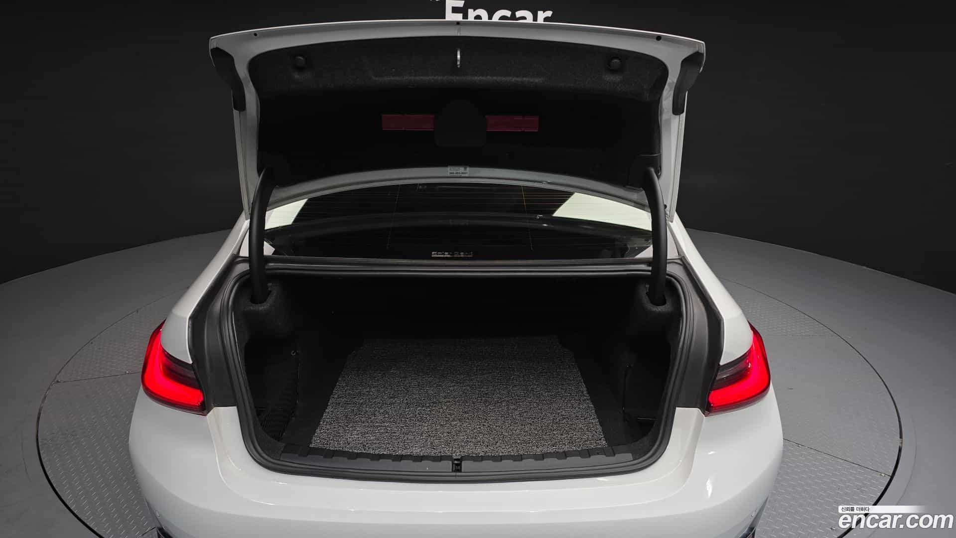 3-Series BMW 2019.4-OPTION-024