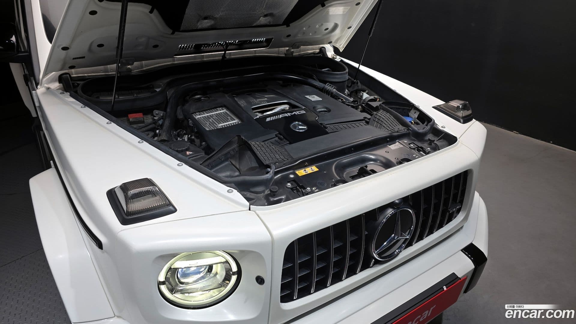 Main__Slider__Photo:G-Class Mercedes-Benz 2021.0-5