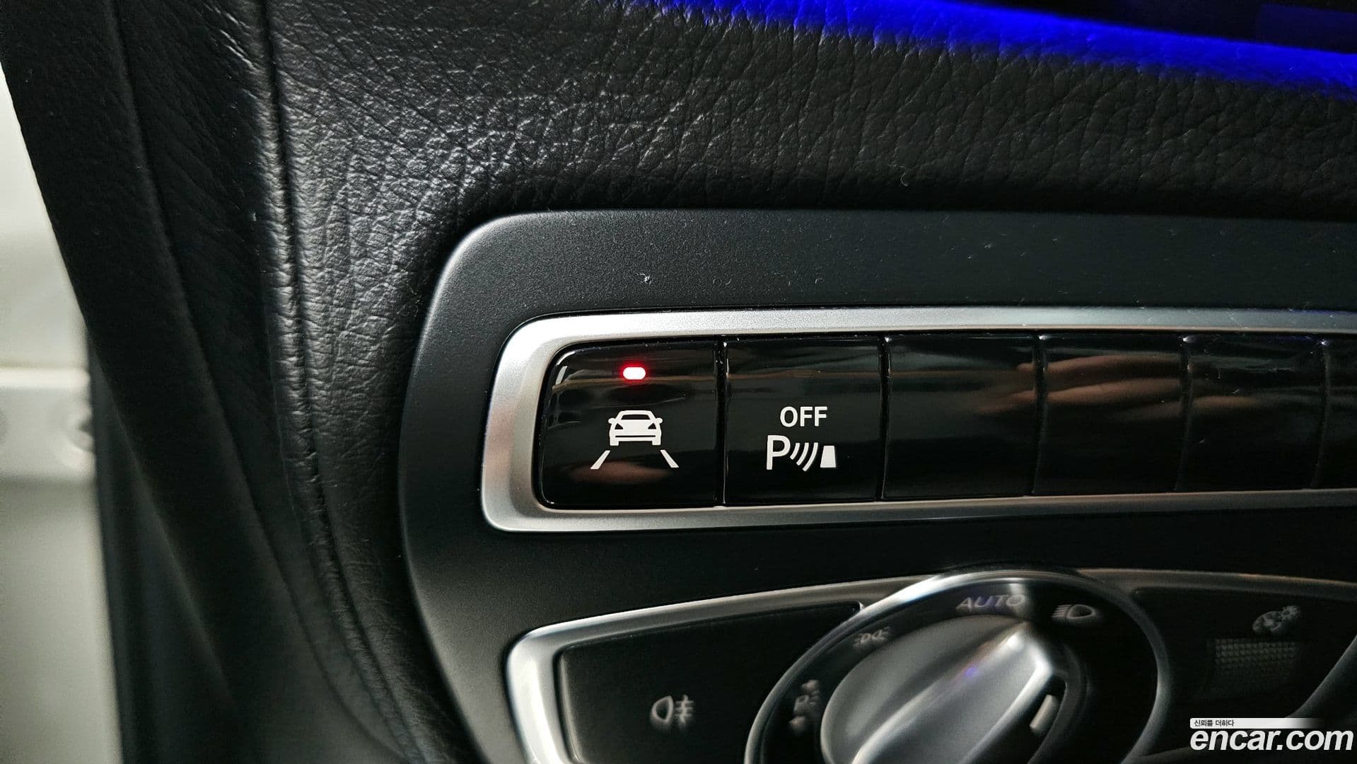 Main__Slider__Photo:G-Class Mercedes-Benz 2021.0-18