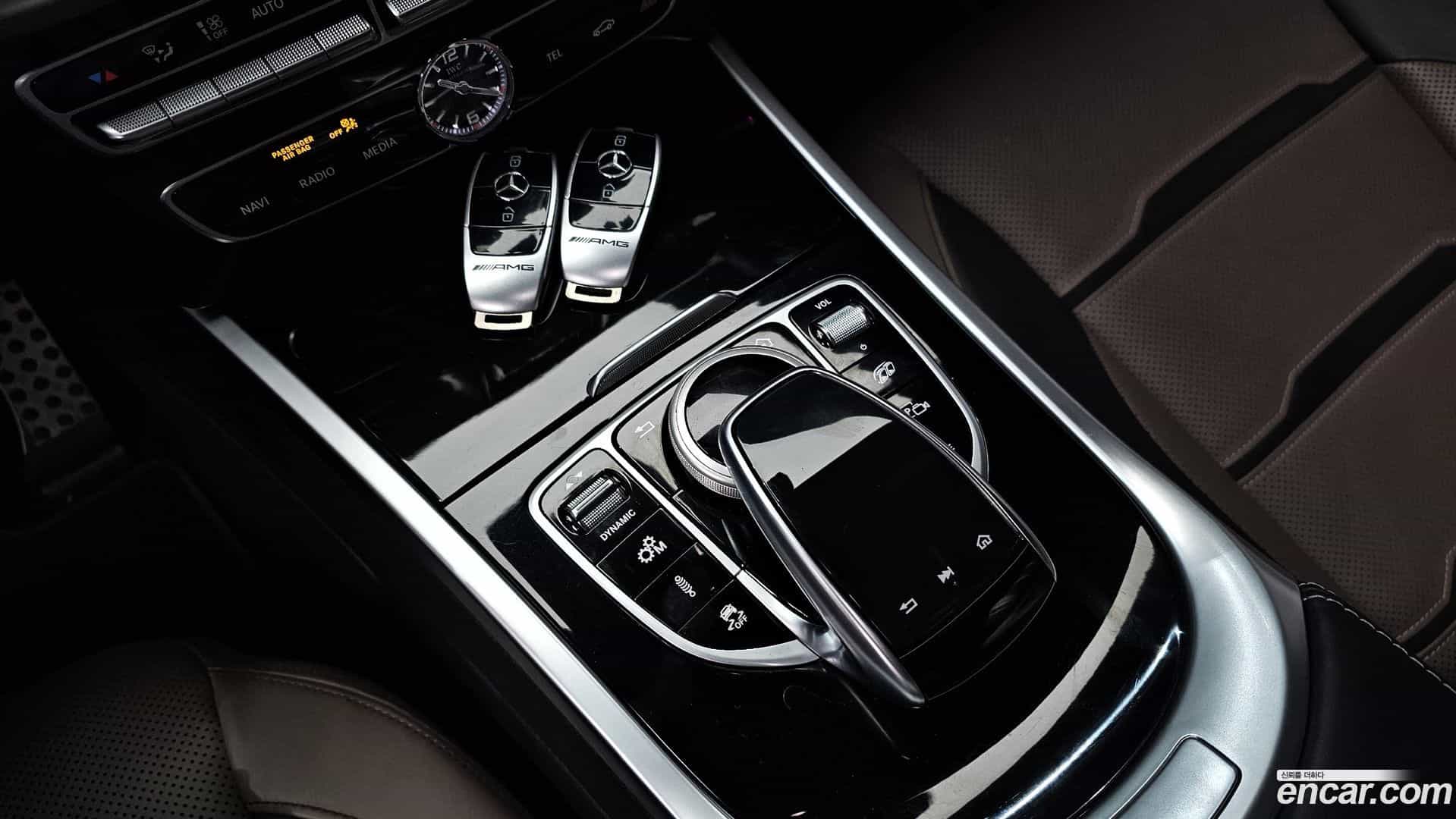 G-Class Mercedes-Benz 2021.0-OPTION-024