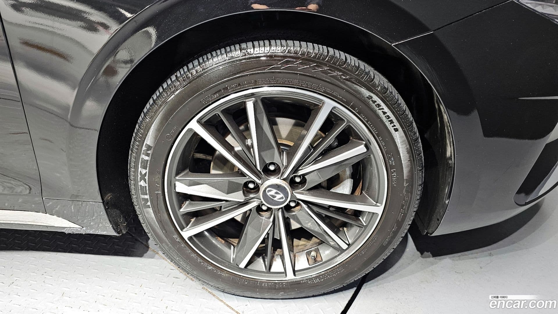 Main__Slider__Photo:Grandeur Hyundai 2022.10-4