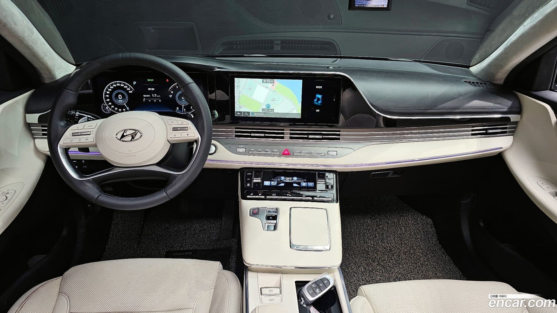 Main__Slider__Photo:Grandeur Hyundai 2022.10-6