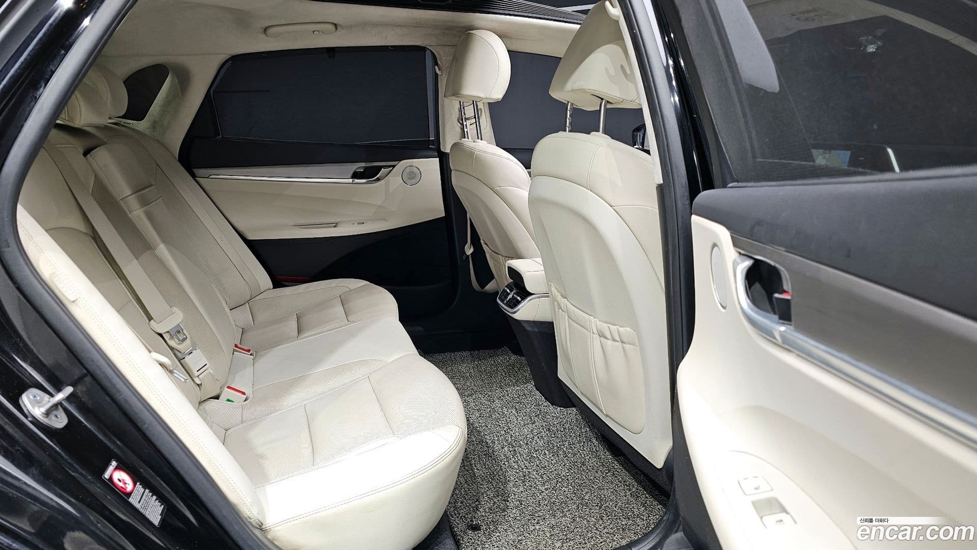 Main__Slider__Photo:Grandeur Hyundai 2022.10-10