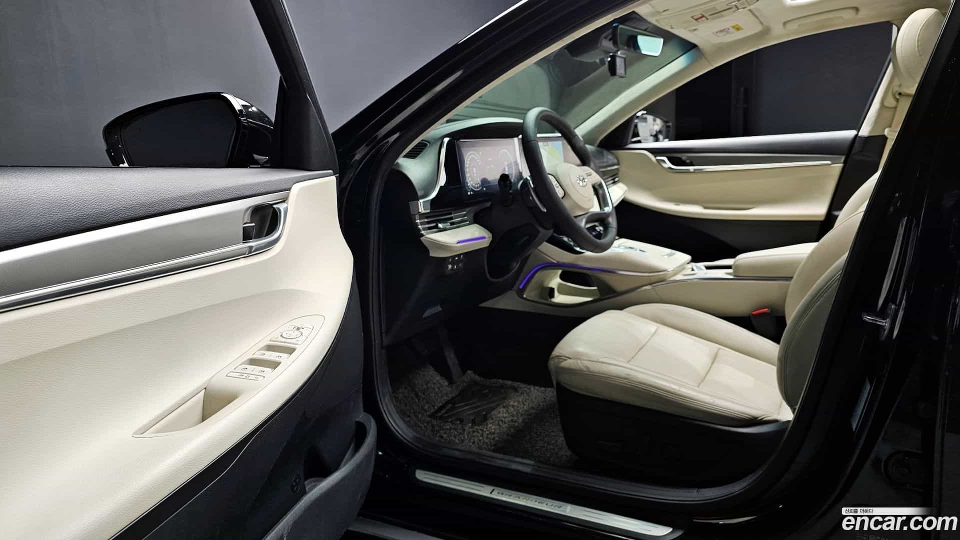 Grandeur Hyundai 2022.10-OPTION-016