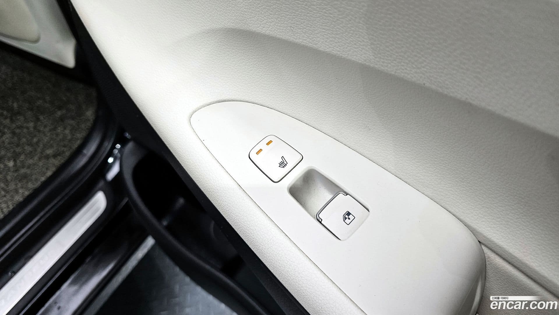 Main__Slider__Photo:Grandeur Hyundai 2022.10-18