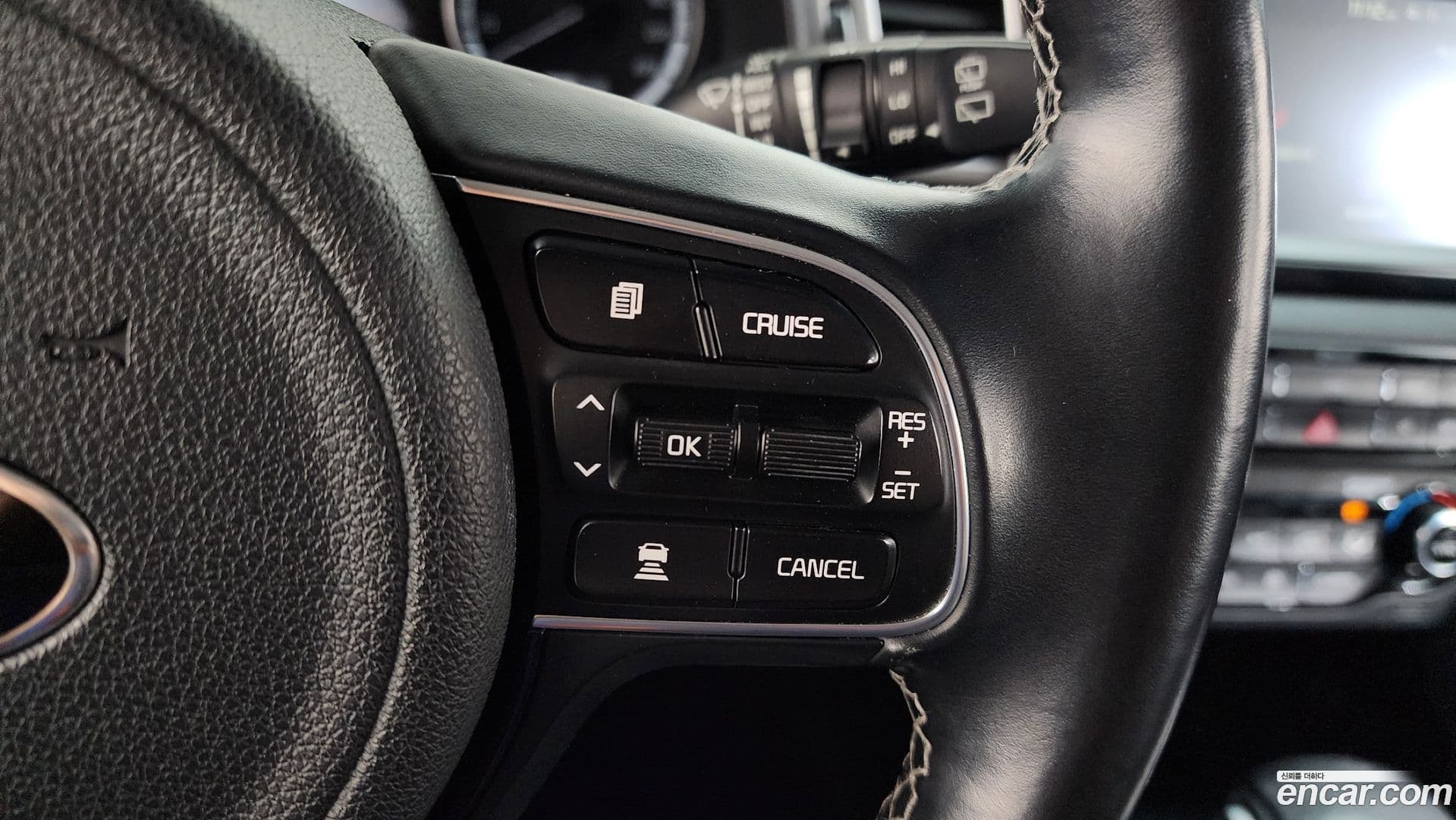 Main__Slider__Photo:Niro Kia 2019.0-16