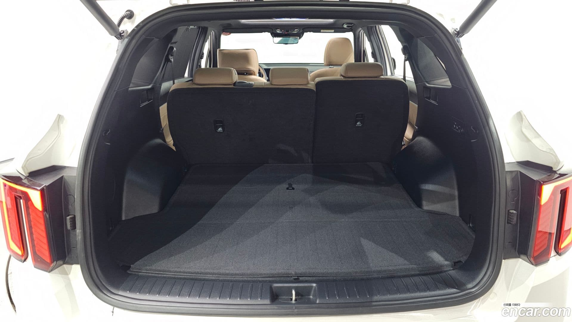 Main__Slider__Photo:Sorento Kia 2023.11-19