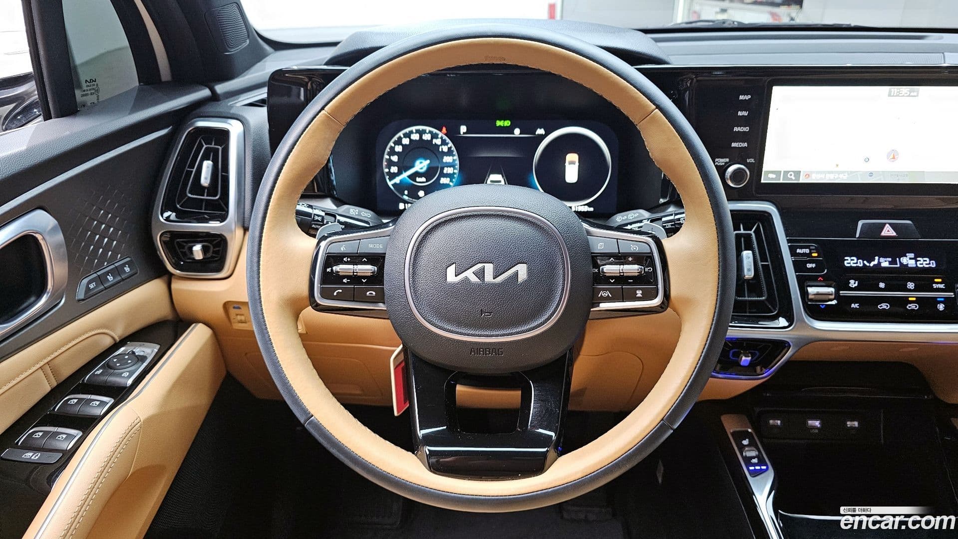 Main__Slider__Photo:Sorento Kia 2023.5-12
