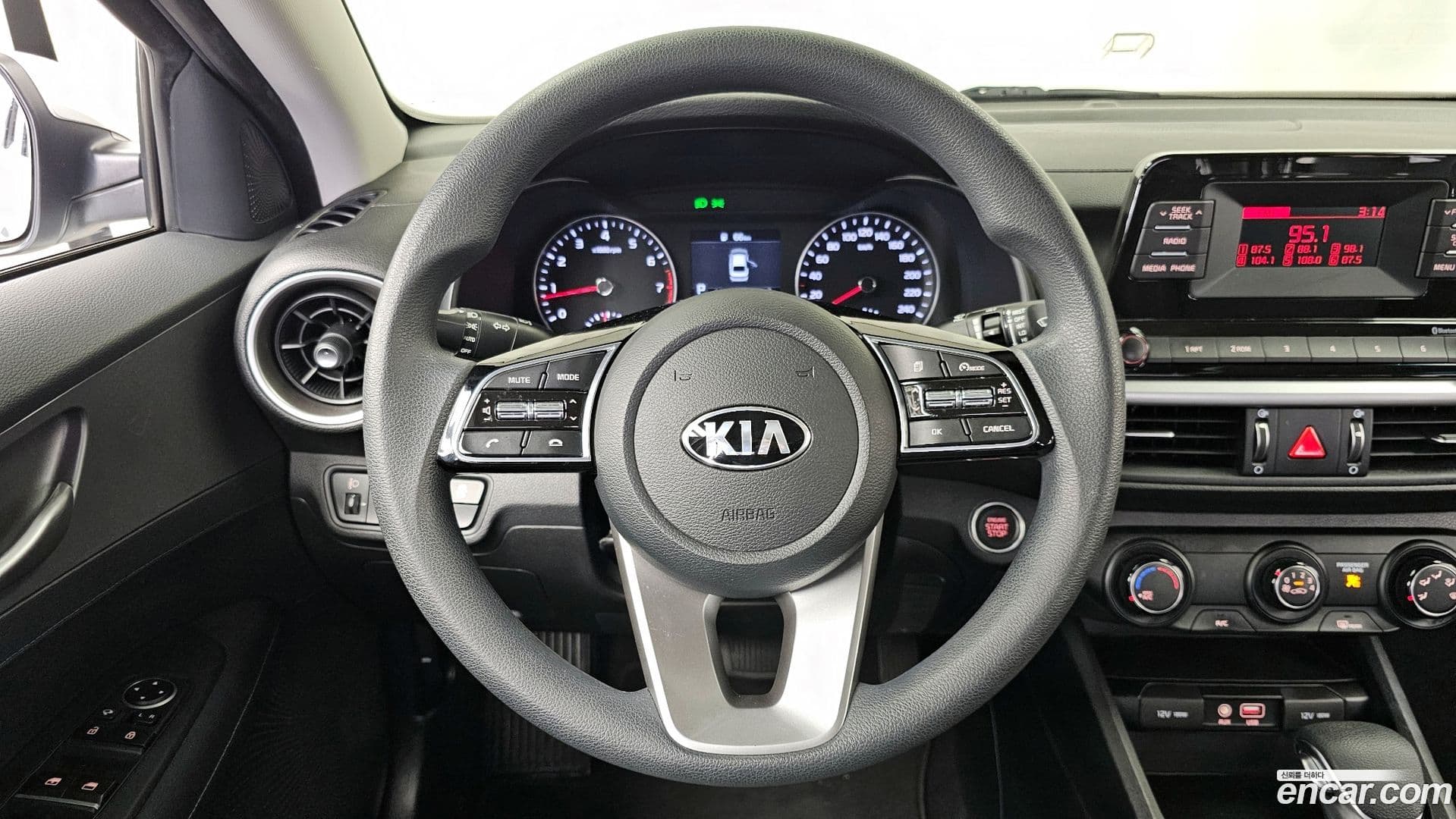 Main__Slider__Photo:K3 Kia 2018.5-12