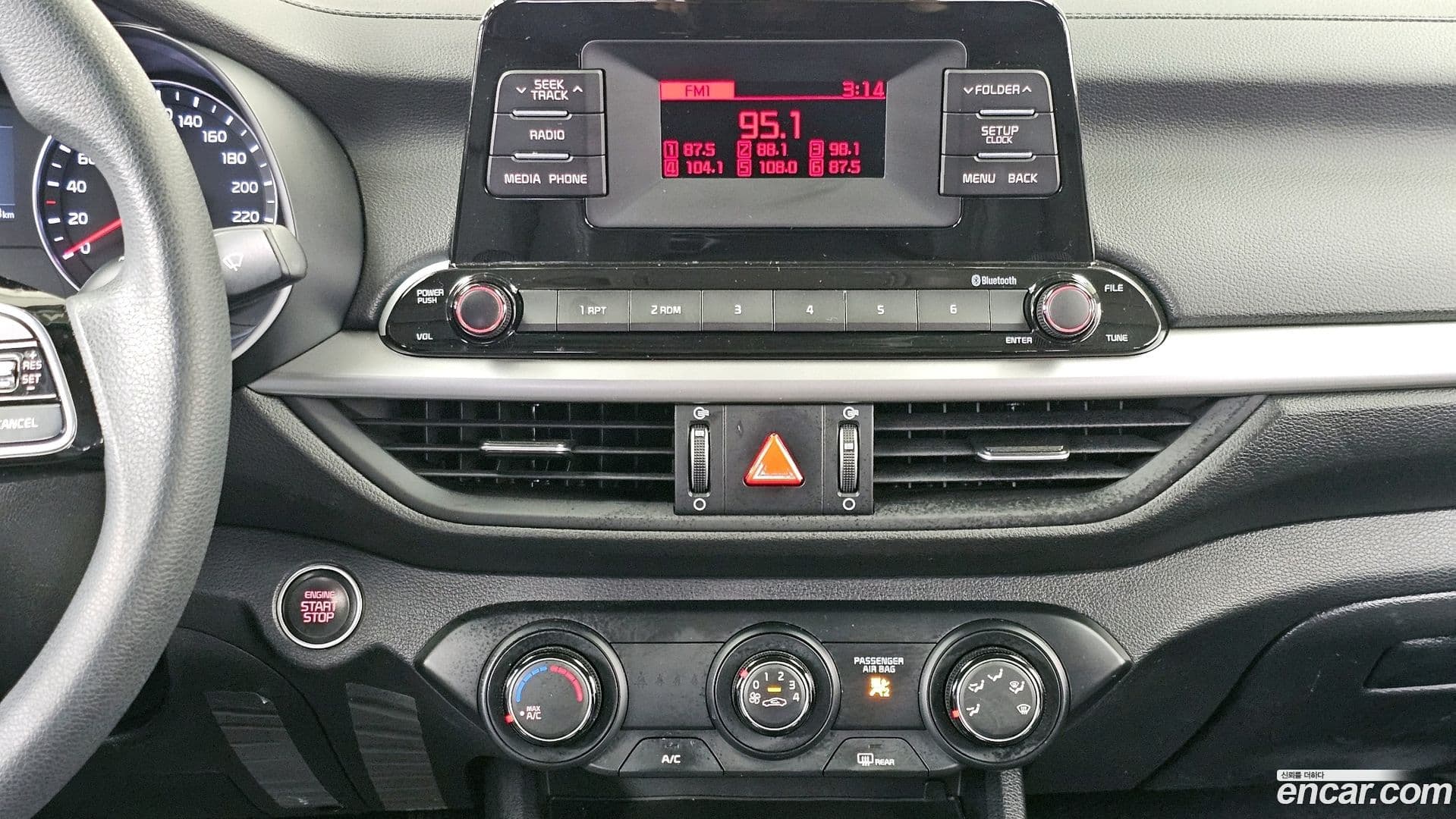 Main__Slider__Photo:K3 Kia 2018.5-13