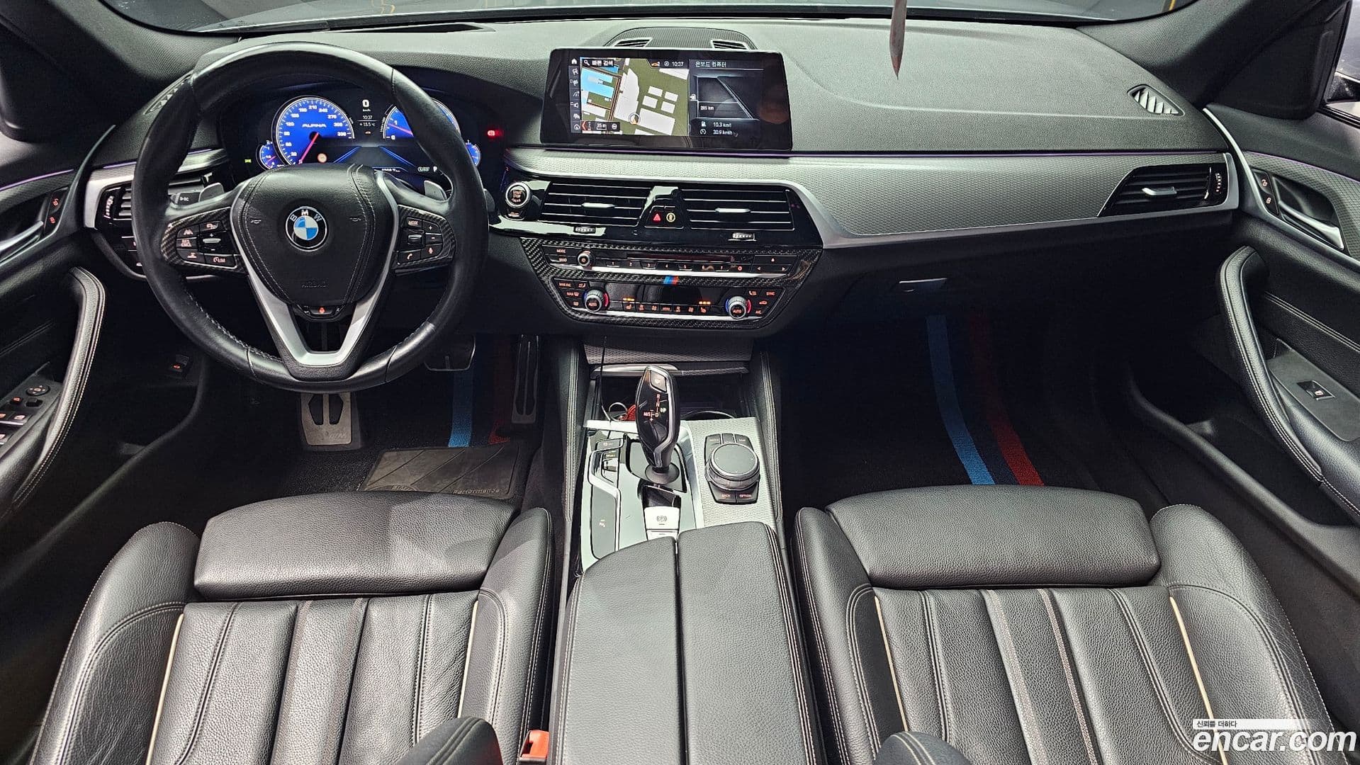 Main__Slider__Photo:5-Series BMW 2017.9-6