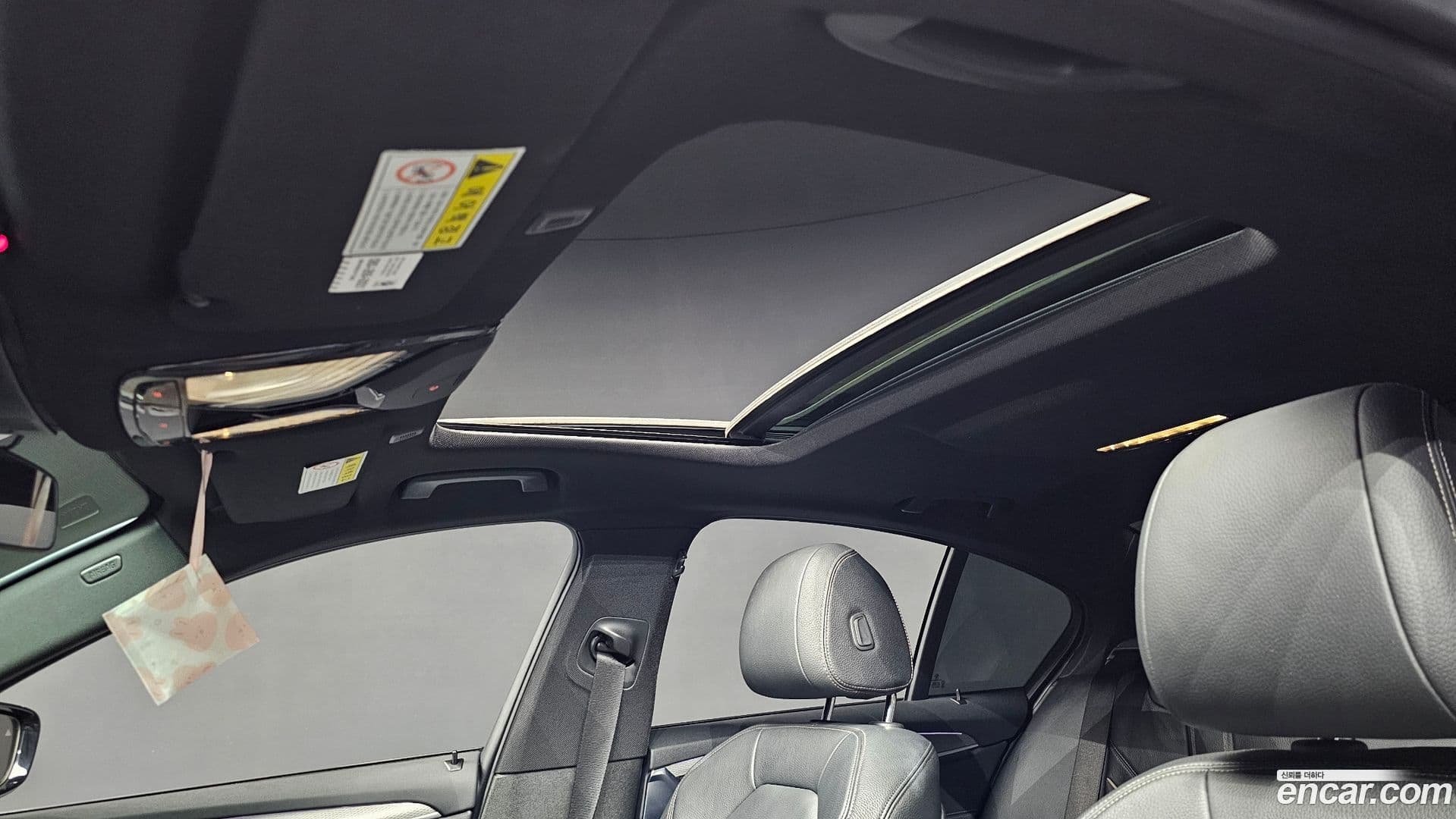 Main__Slider__Photo:5-Series BMW 2017.9-18