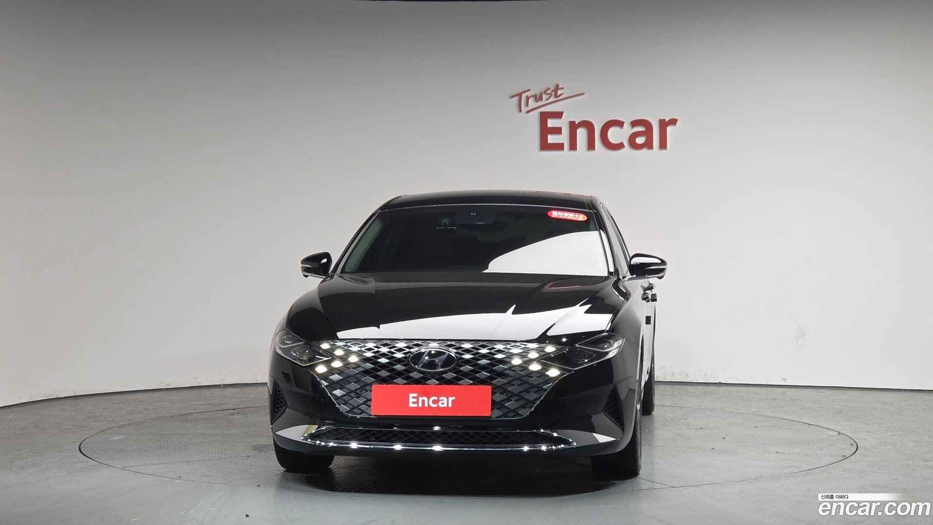 Main__Slider__Photo:Grandeur Hyundai 2022.9-2