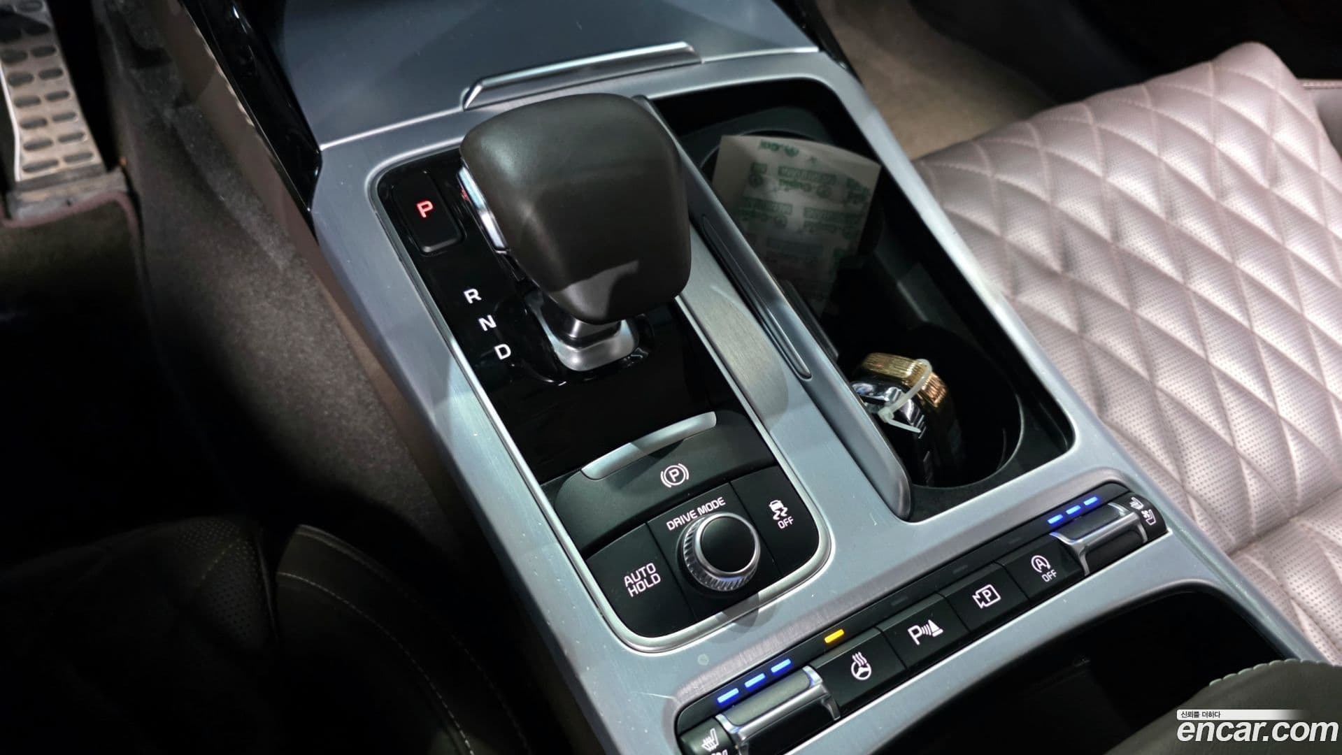 Main__Slider__Photo:Stinger Kia 2021.1-8