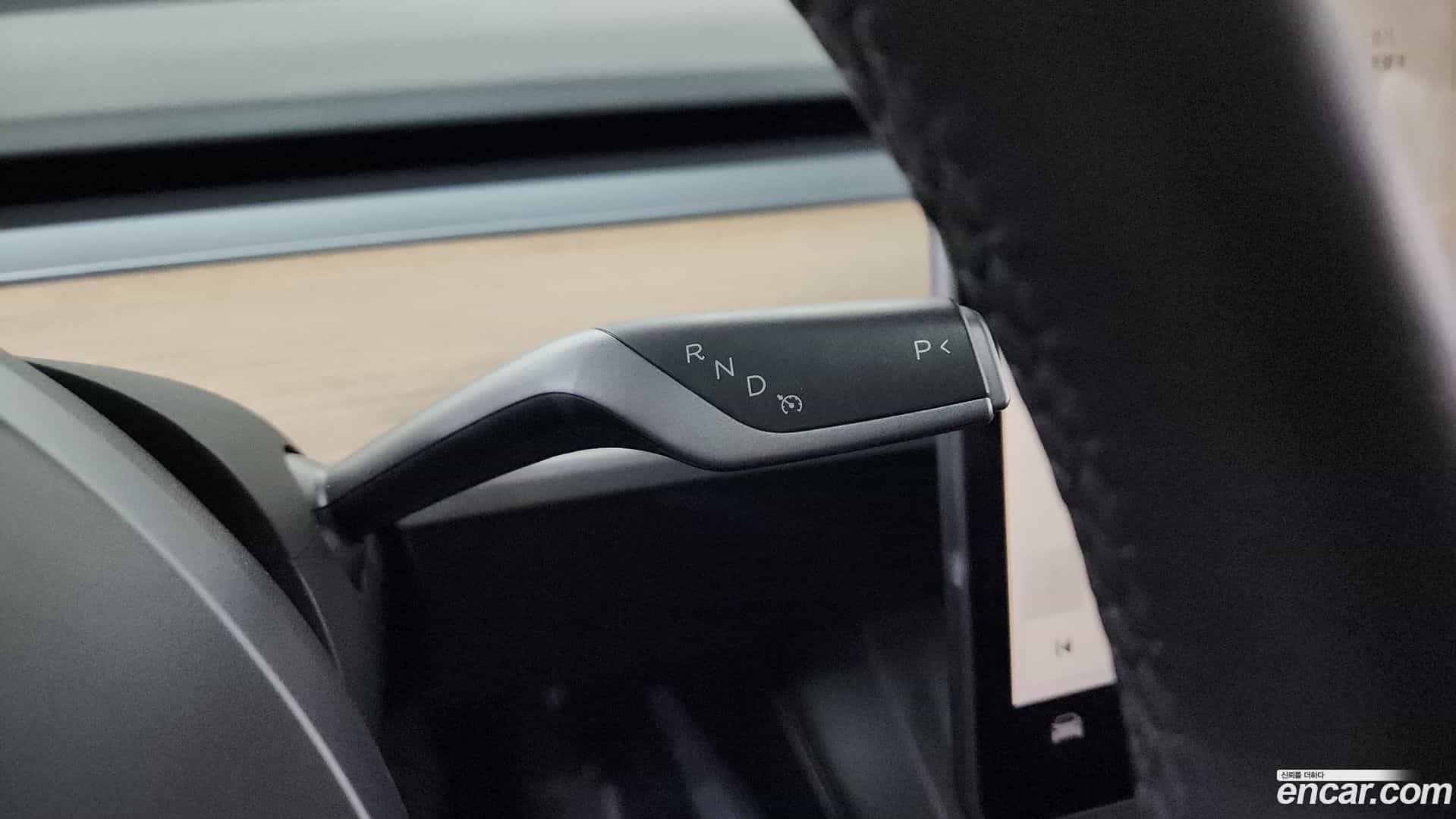 Model 3 Tesla 2022.8-INNER-009