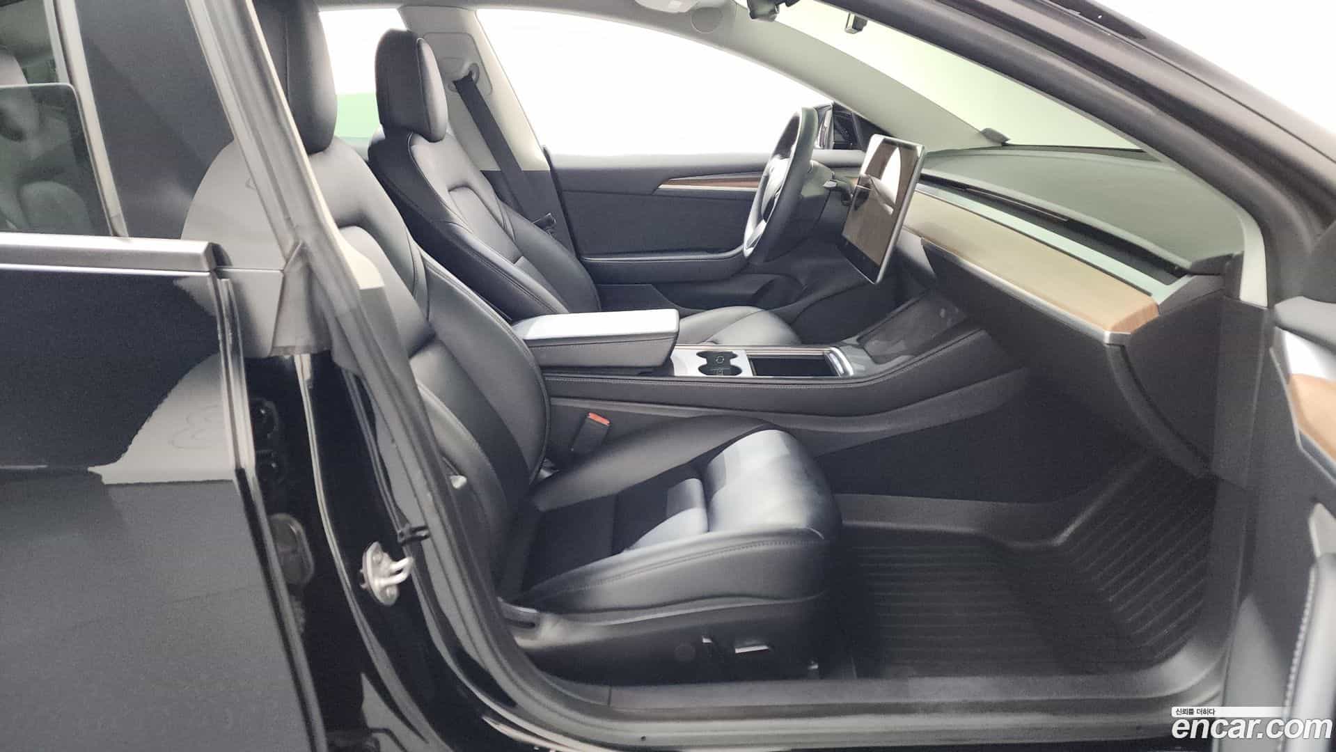 Model 3 Tesla 2022.8-OPTION-015