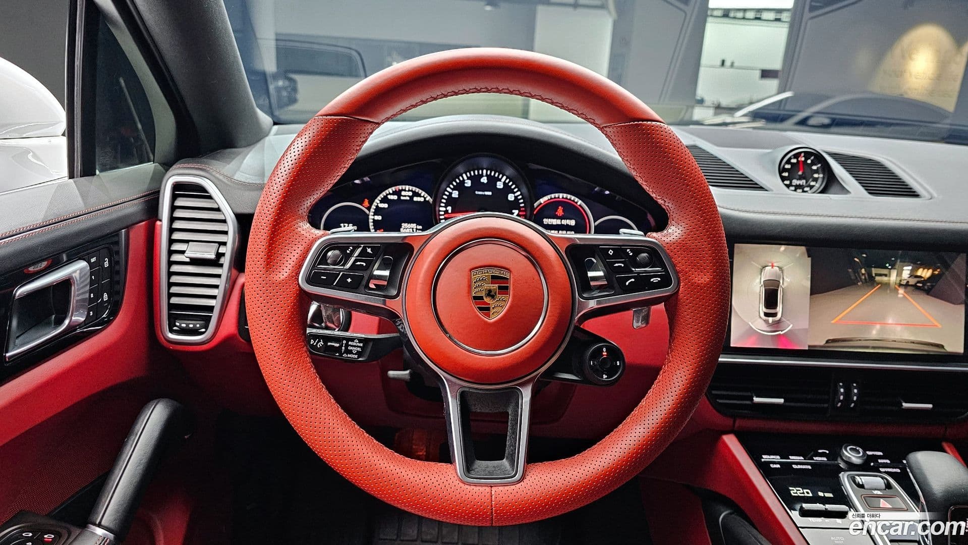 Main__Slider__Photo:Cayenne Porsche 2023.2-12