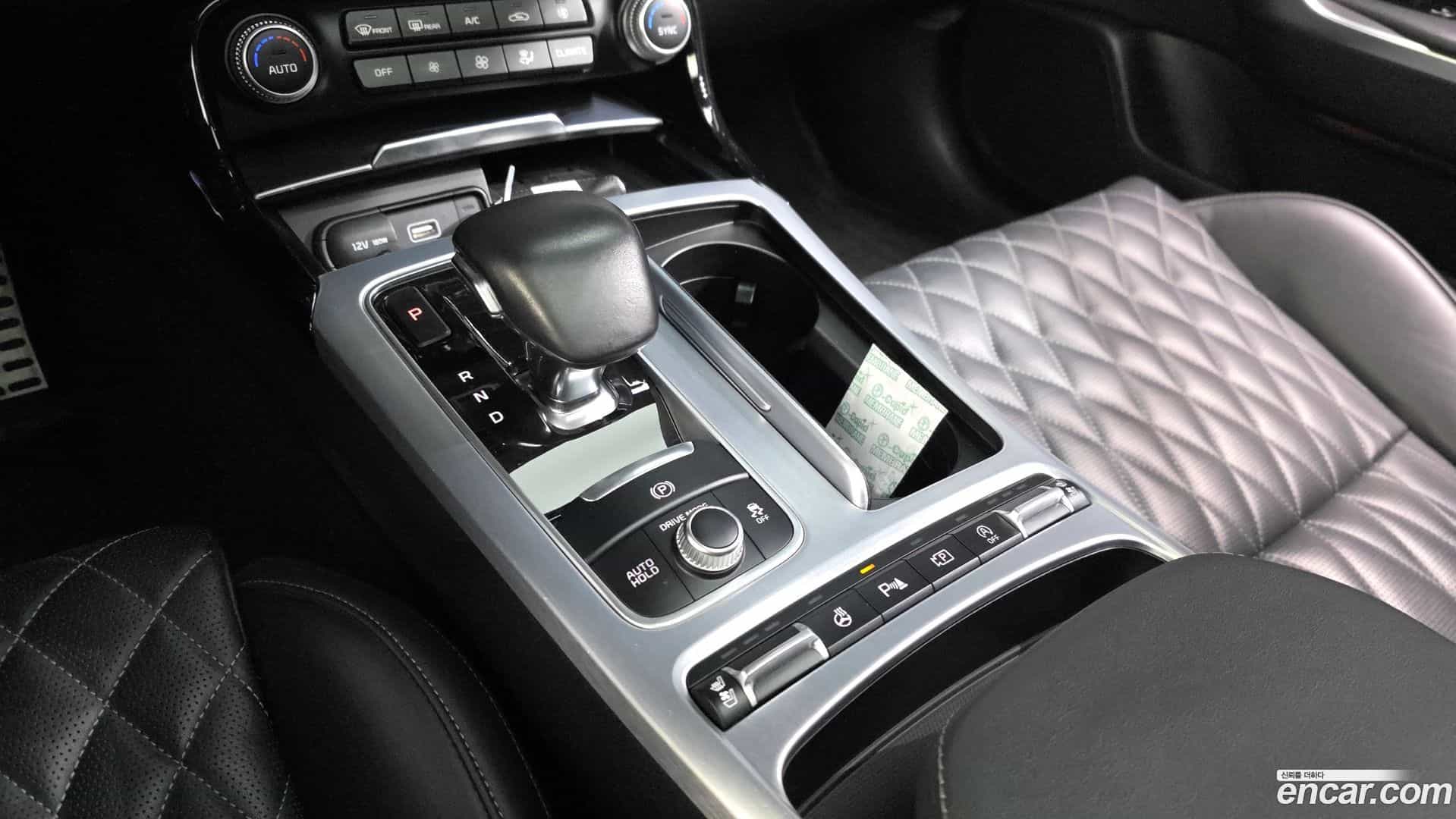 Stinger Kia 2021.5-INNER-009