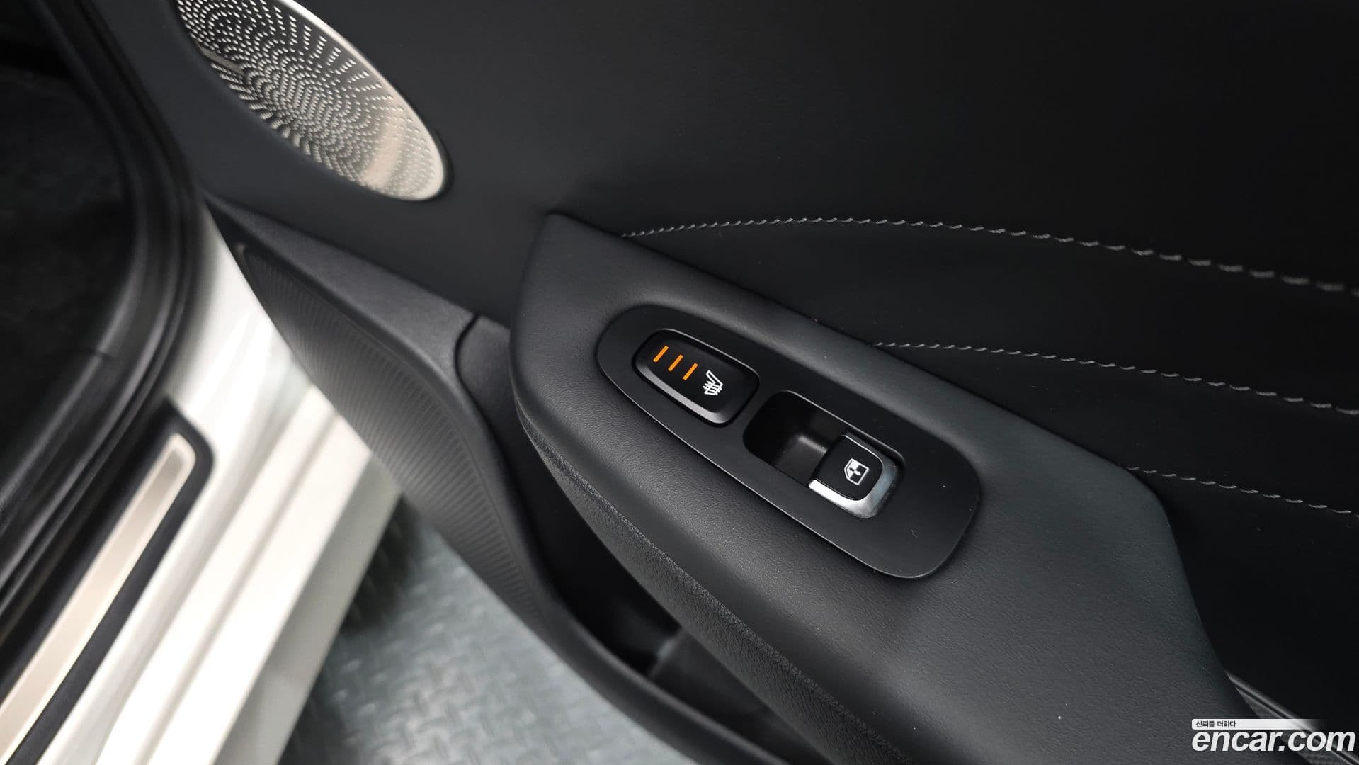 Main__Slider__Photo:Stinger Kia 2021.5-17