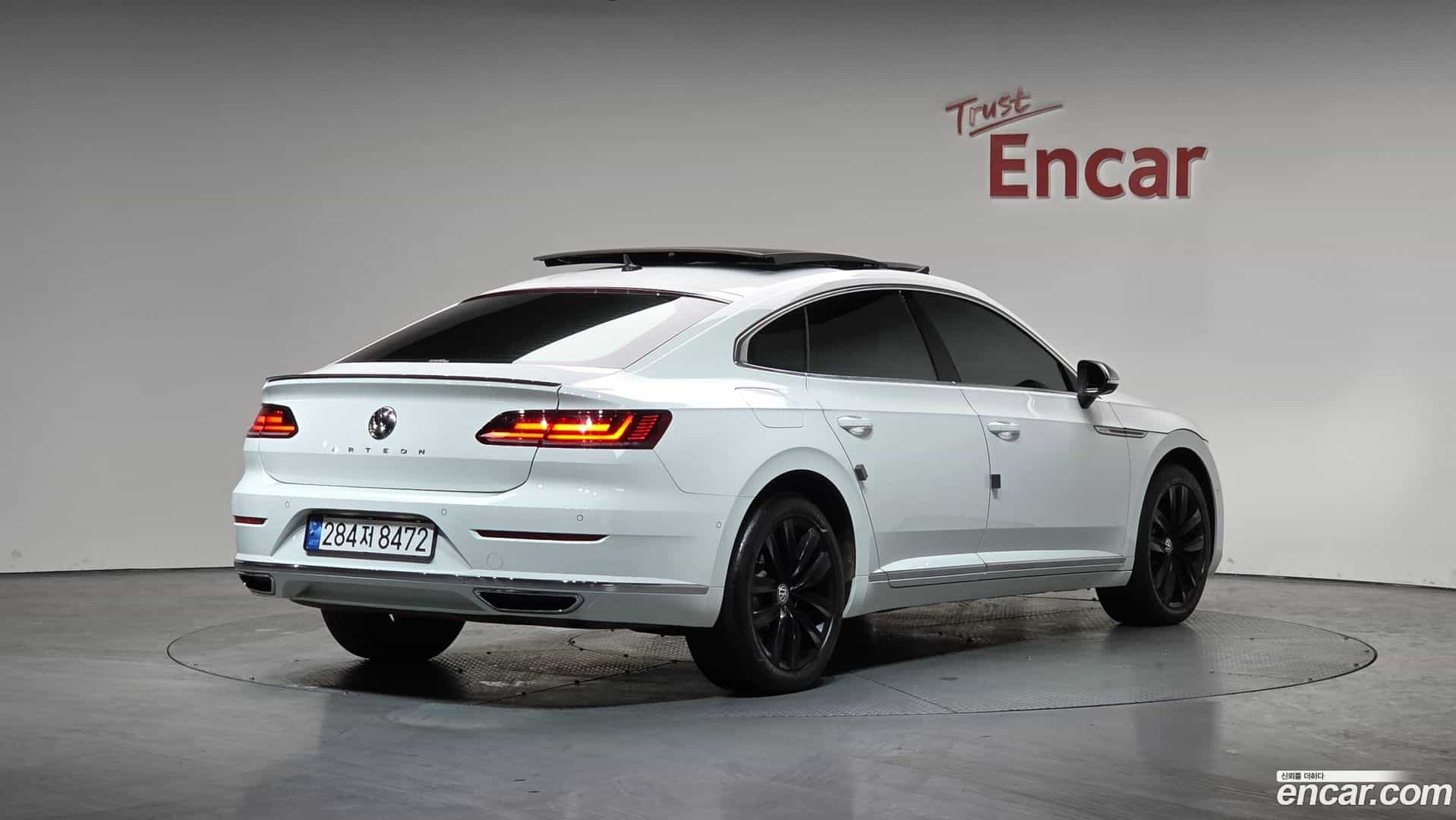 Arteon Volkswagen 2019.4-OUTER-002