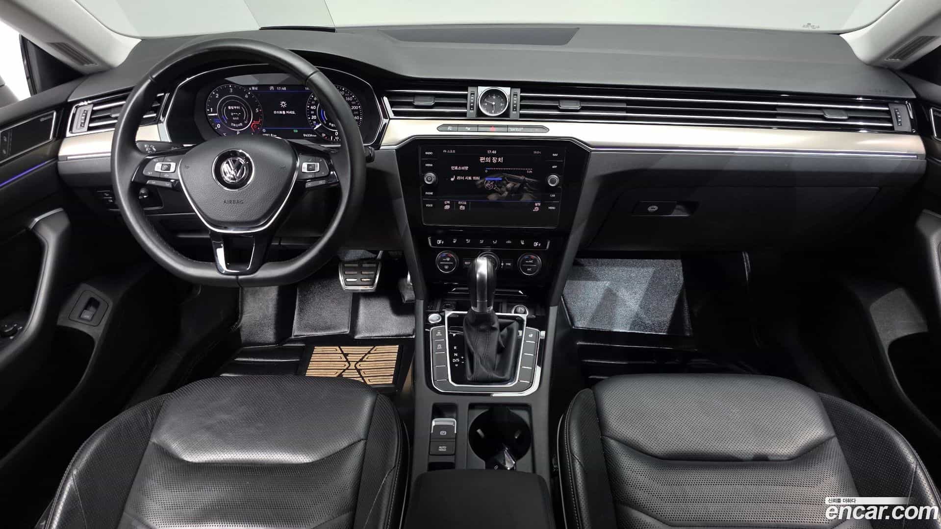 Arteon Volkswagen 2019.4-INNER-007