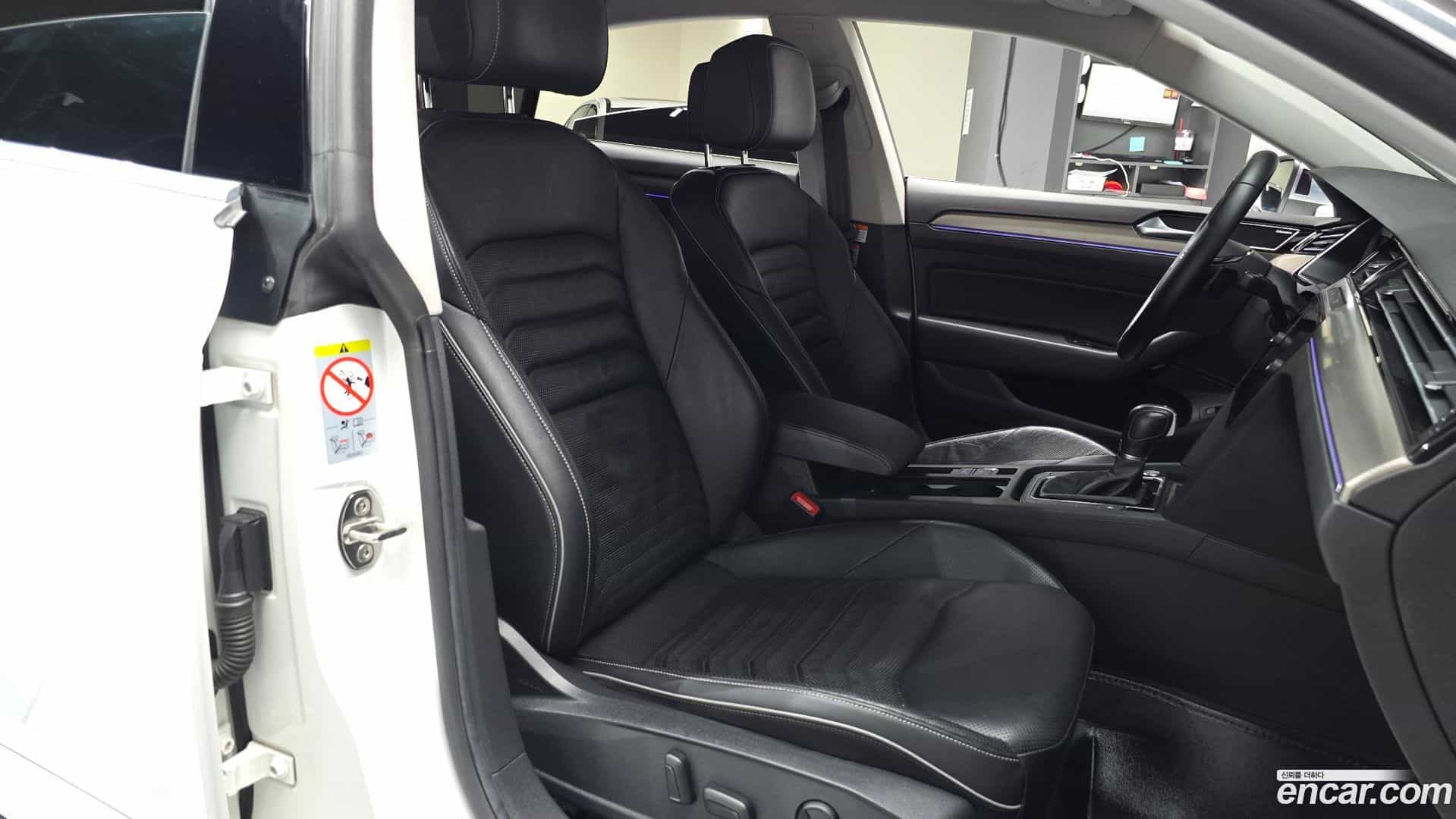 Arteon Volkswagen 2019.4-INNER-010