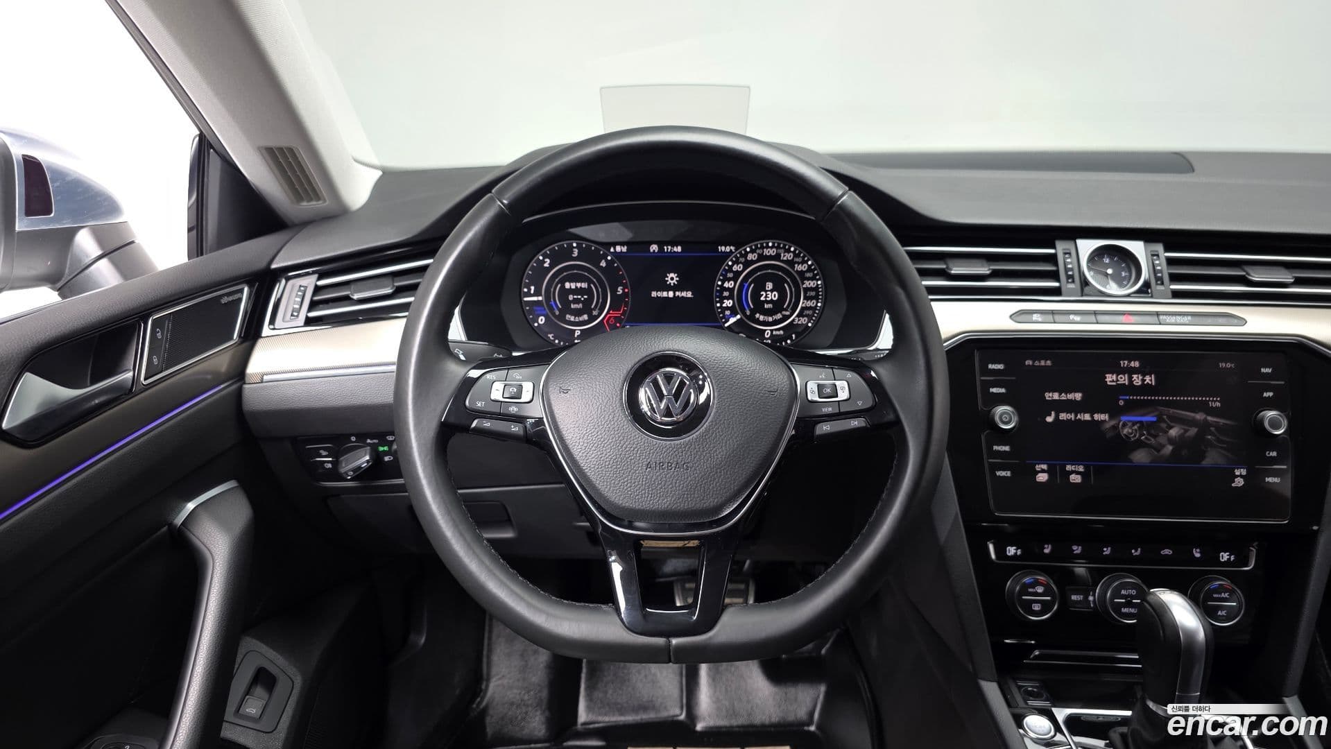Main__Slider__Photo:Arteon Volkswagen 2019.4-12