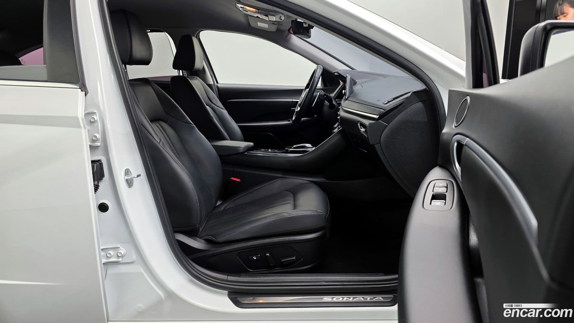 Main__Slider__Photo:Sonata Hyundai 2019.6-9