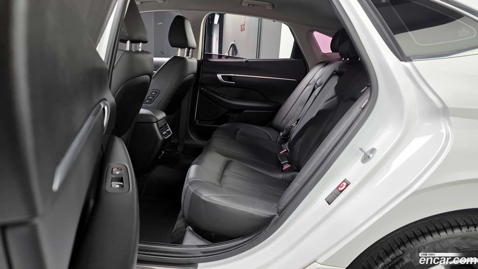 Sonata Hyundai 2019.6-OPTION-016