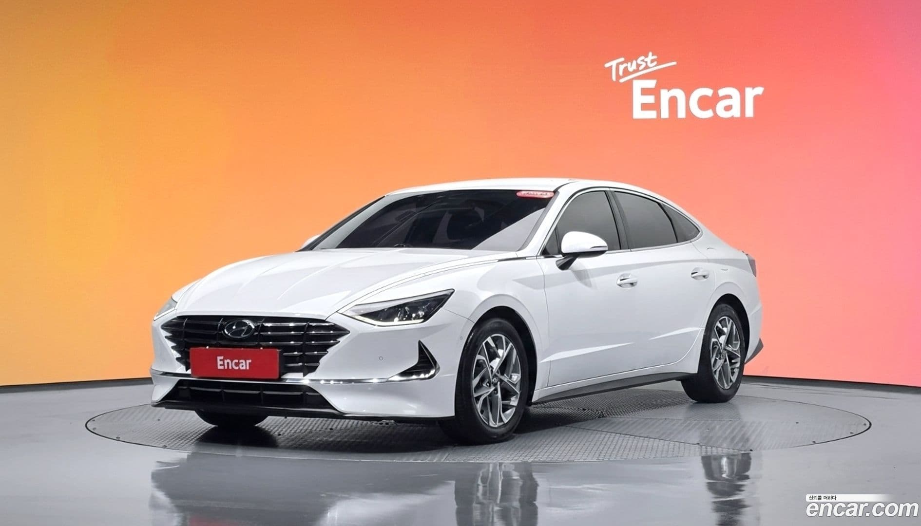 Main__Slider__Photo:Sonata Hyundai 2019.6-0