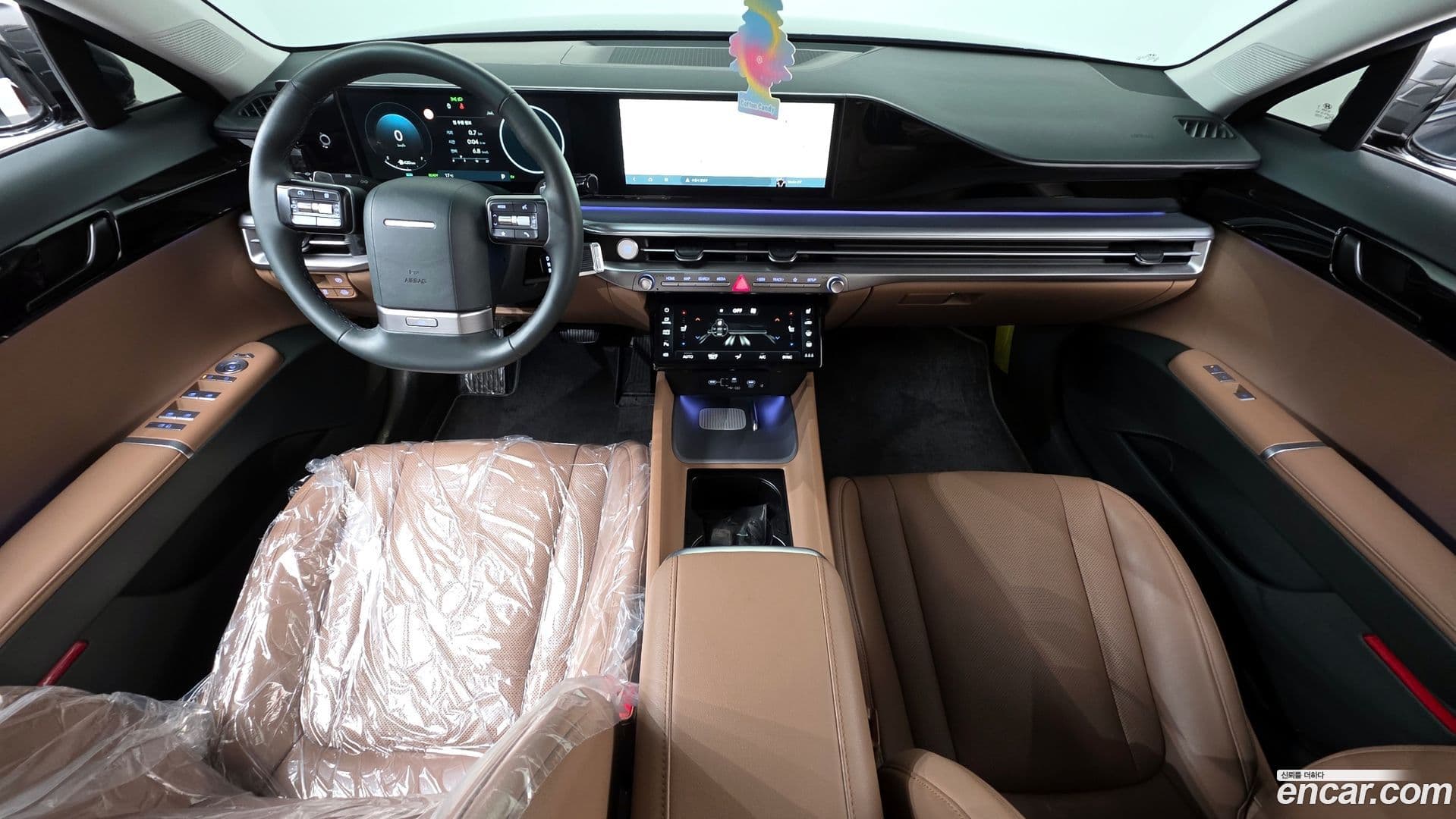 Main__Slider__Photo:Grandeur Hyundai 2023.9-6