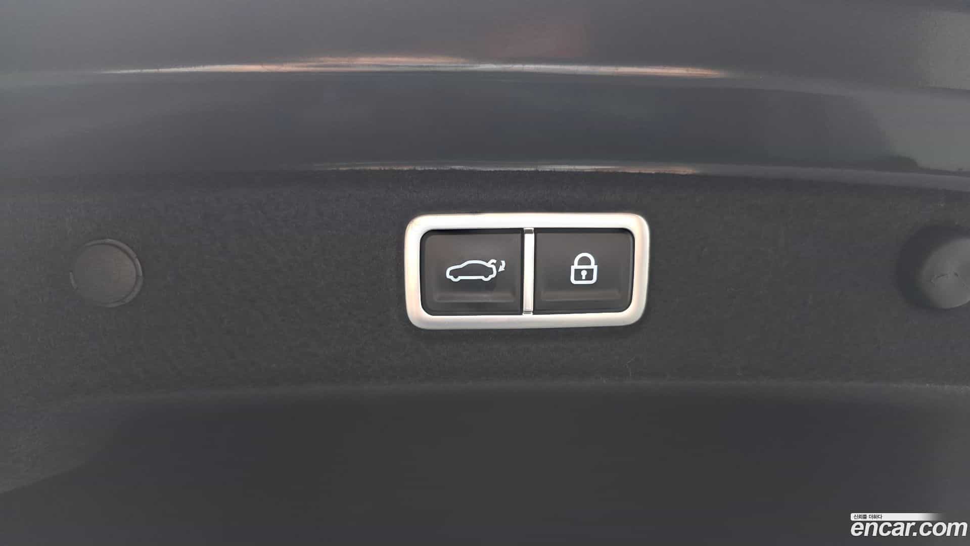 Grandeur Hyundai 2023.9-OPTION-024