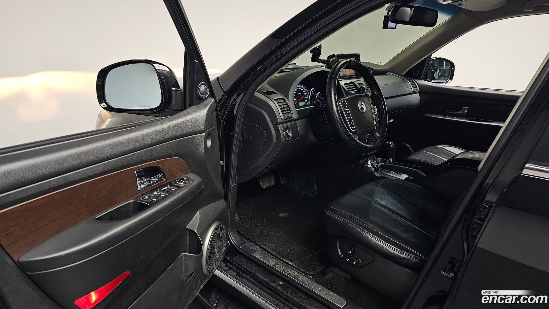 Main__Slider__Photo:Rexton KG_Mobility_Ssangyong 2014.1-10