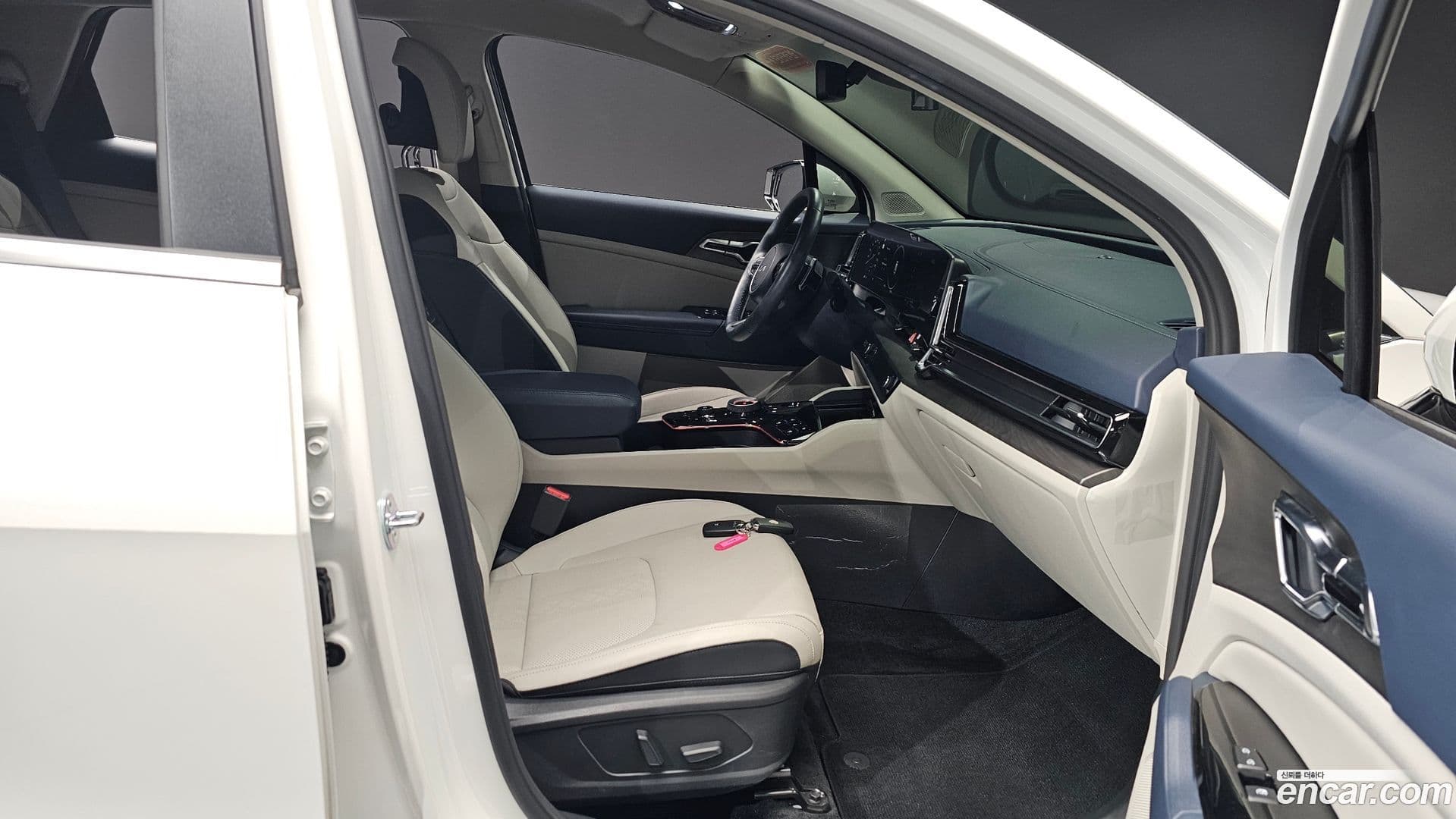 Main__Slider__Photo:Sportage Kia 2023.2-10