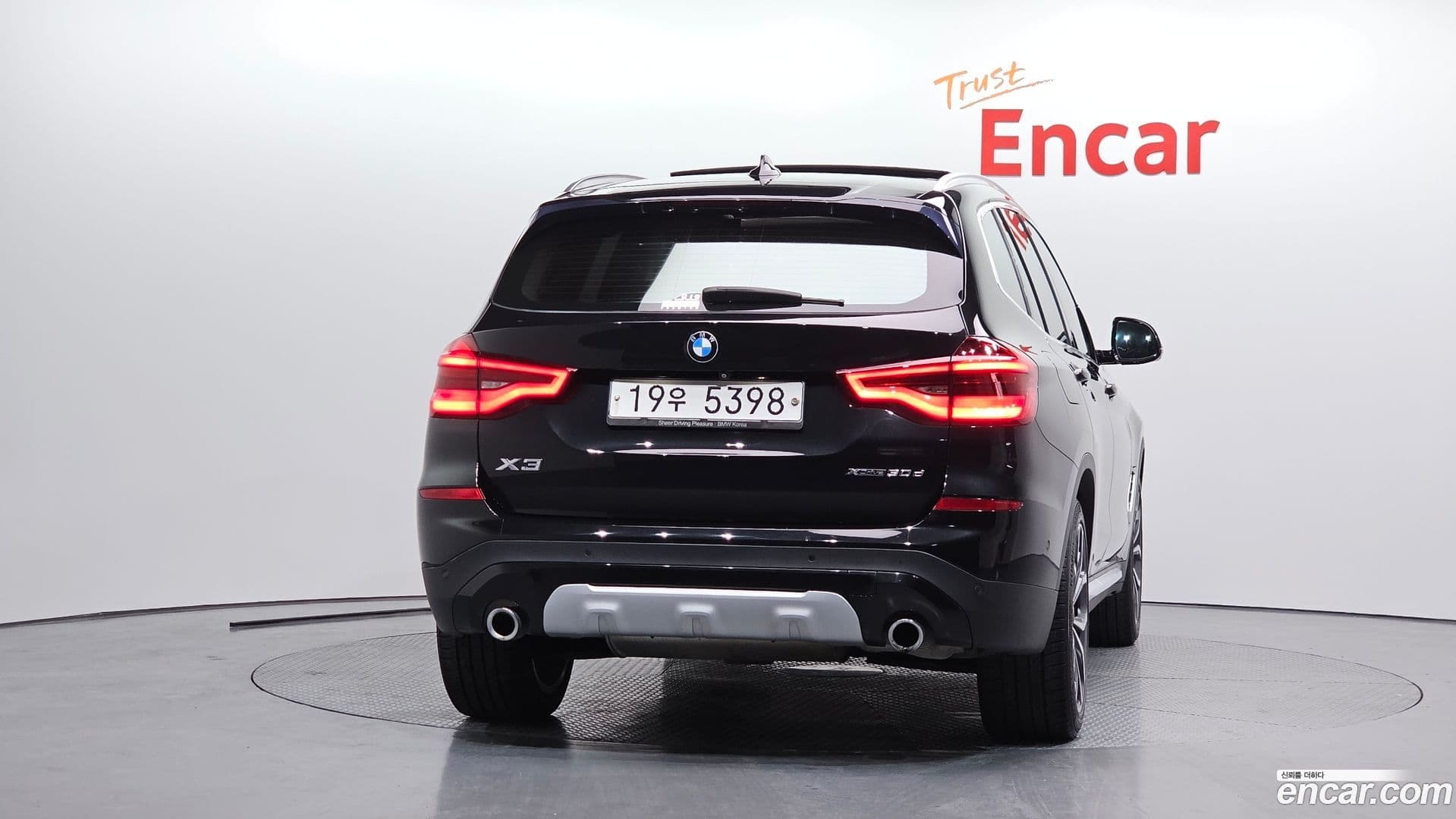 Main__Slider__Photo:X3 BMW 2018.11-3