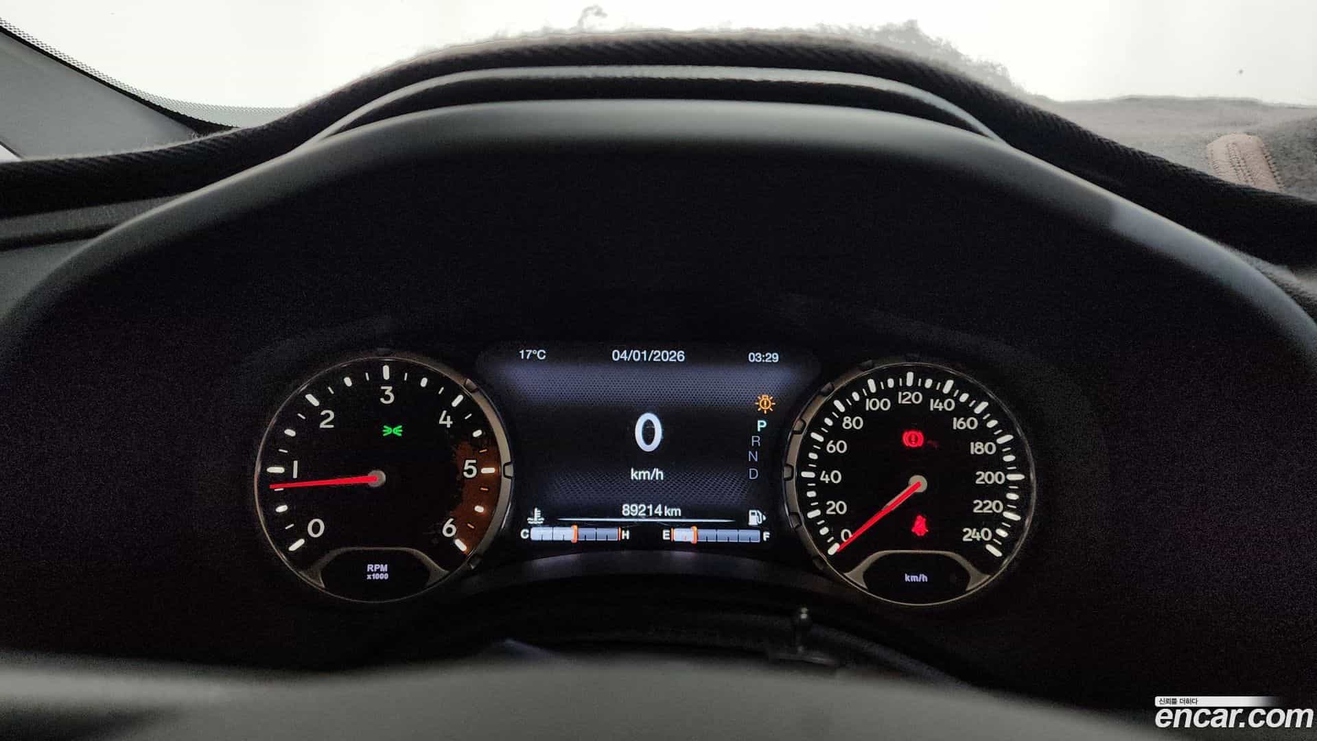 Renegade Jeep 2018.11-INNER-008