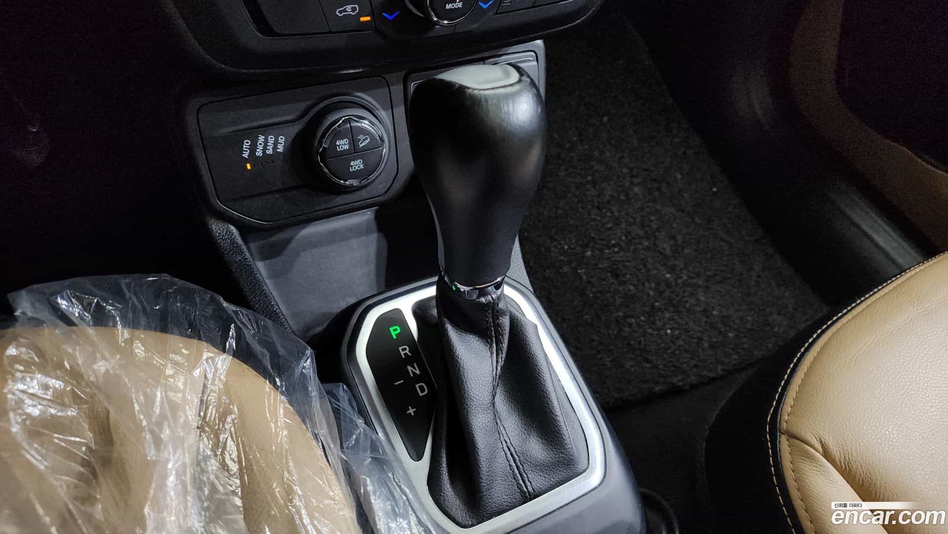 Renegade Jeep 2018.11-INNER-009