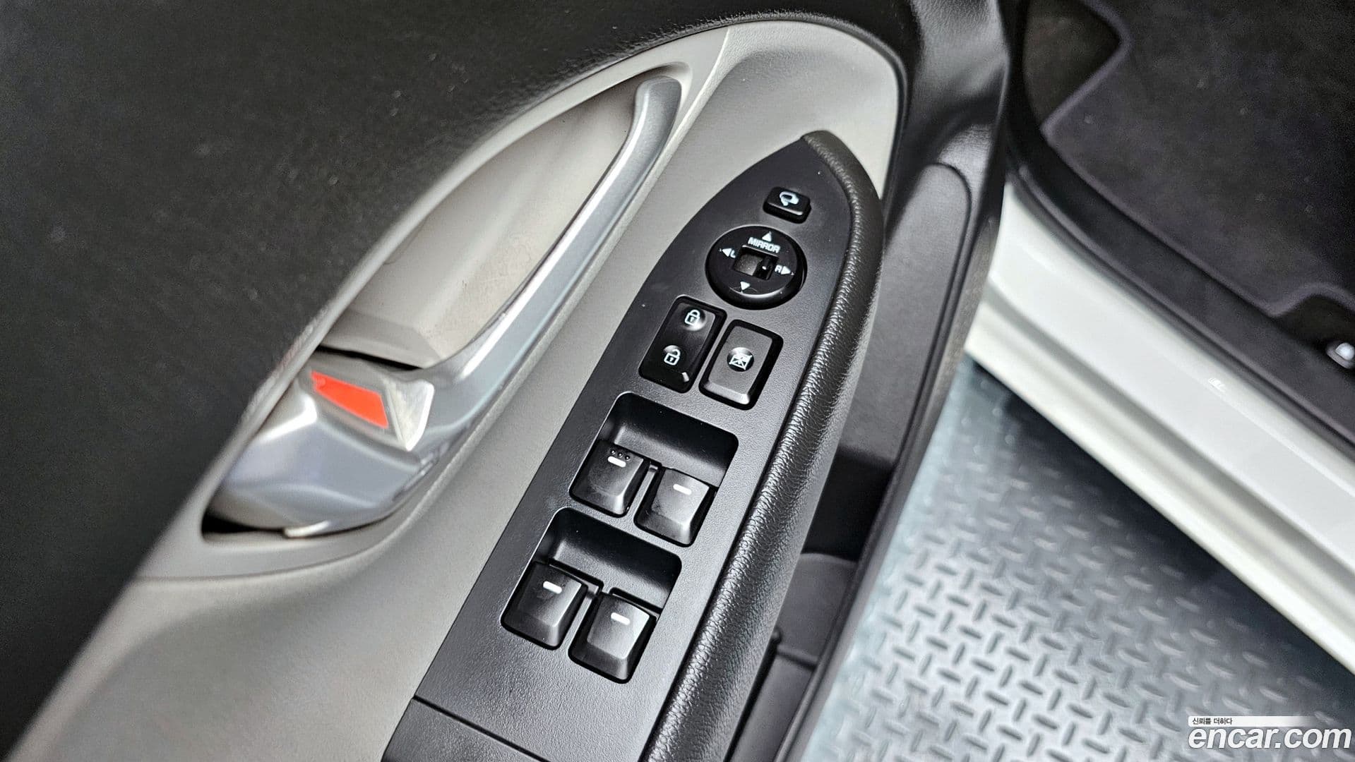 Main__Slider__Photo:RAY Kia 2021.1-16