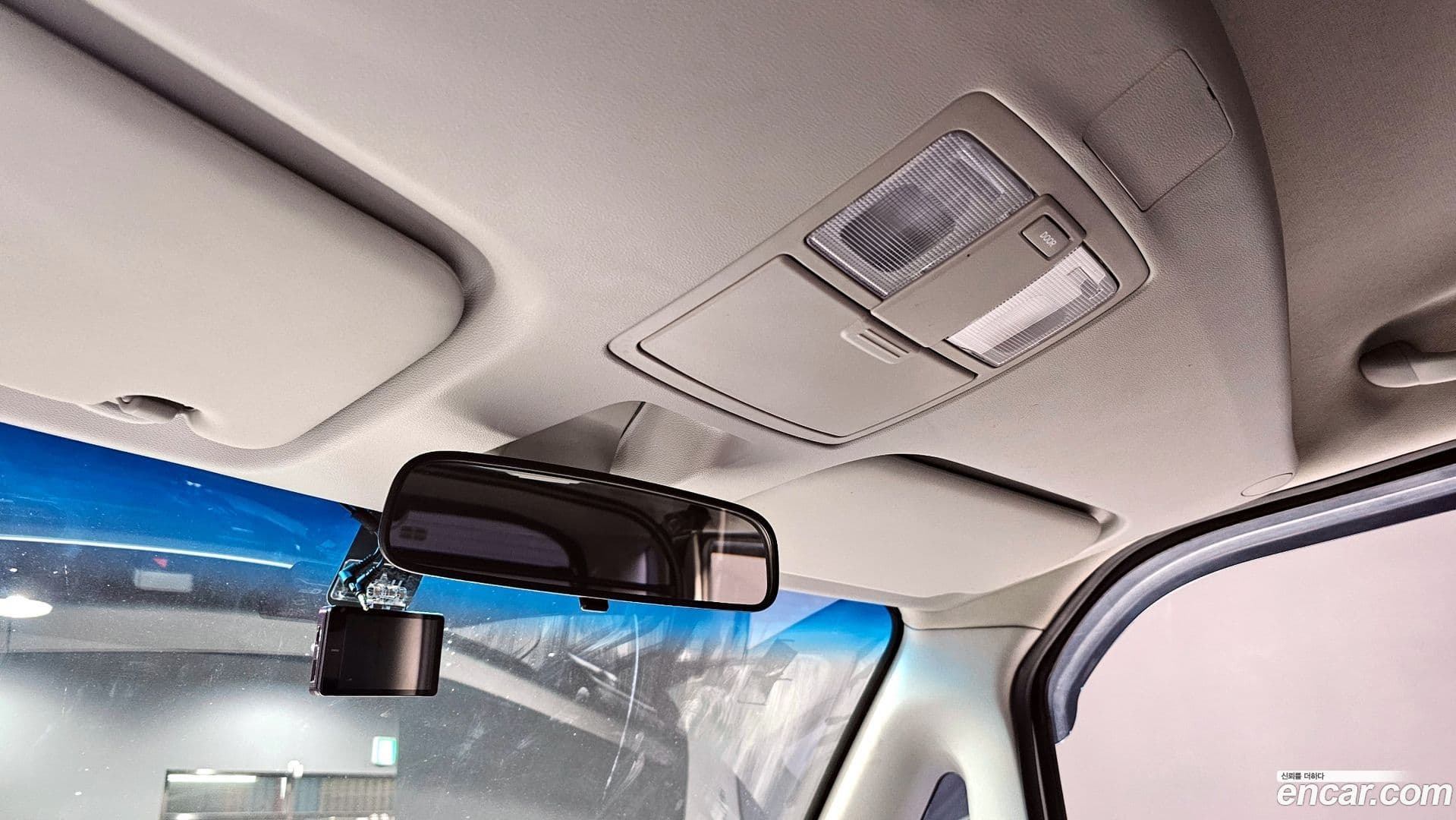 Main__Slider__Photo:RAY Kia 2021.1-19