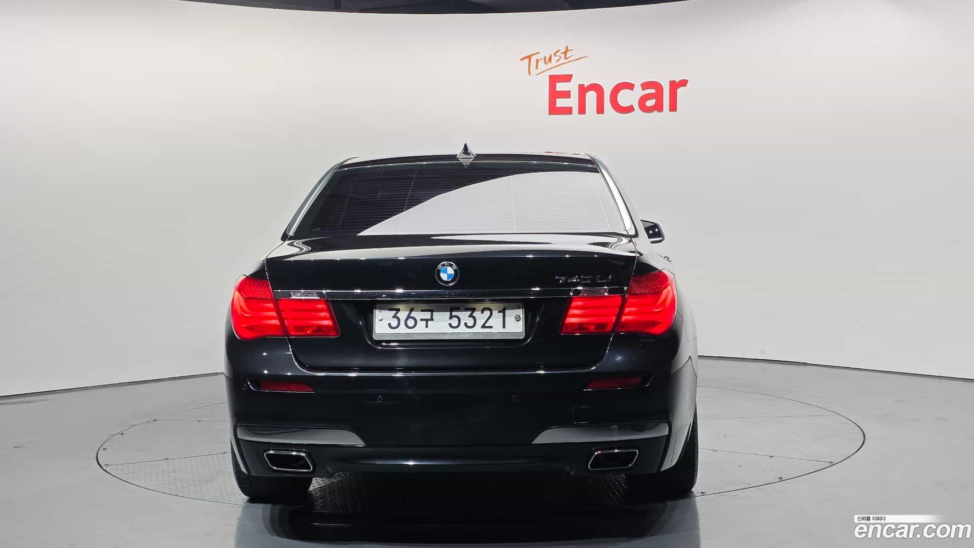 7-Series BMW 2011.1-OUTER-004