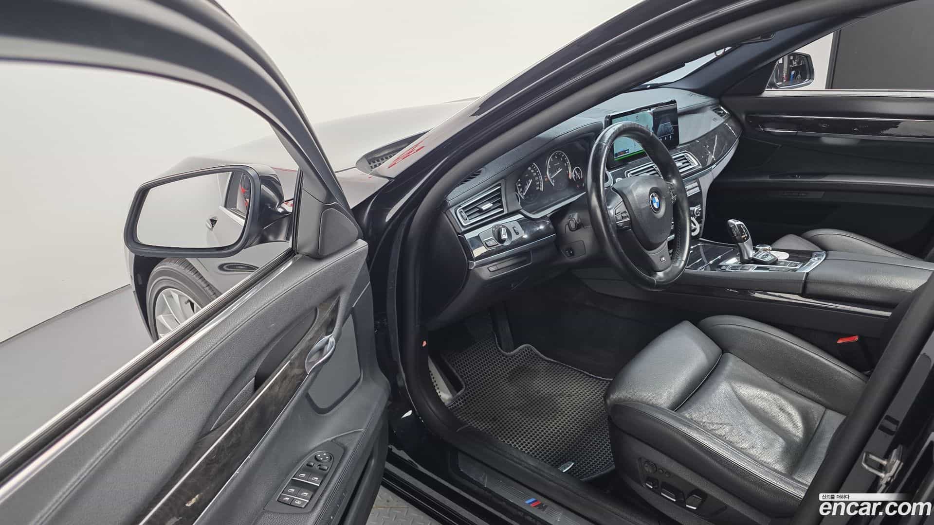 7-Series BMW 2011.1-OPTION-017