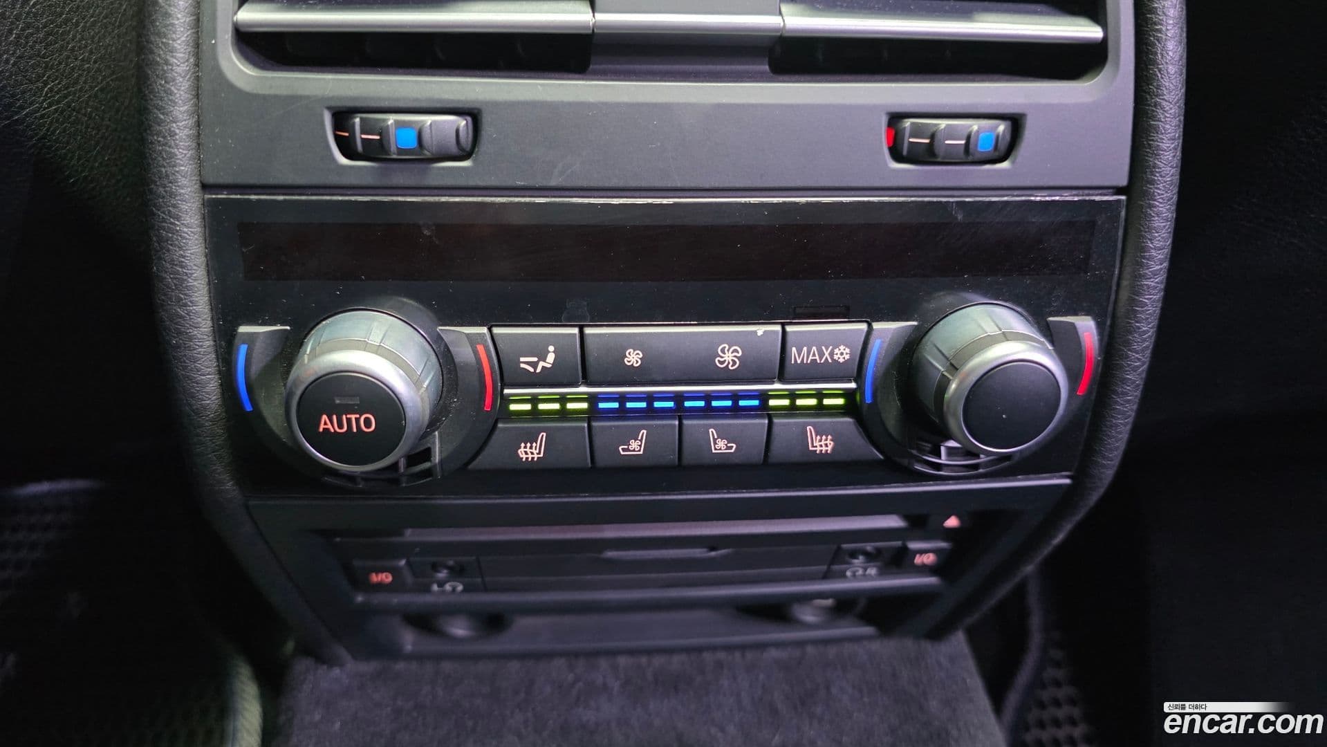 Main__Slider__Photo:7-Series BMW 2011.1-18